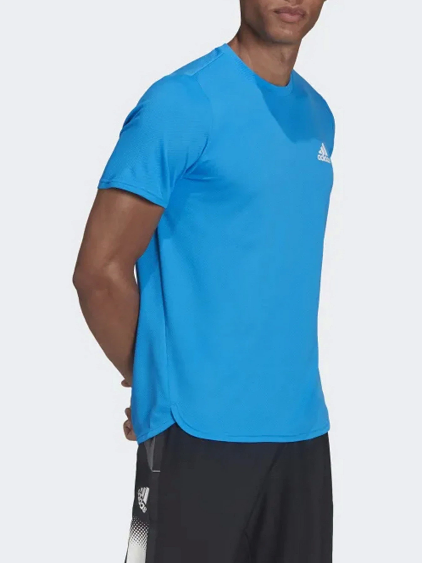 Футболки и поло Adidas модель HF7216 Футболки и поло Adidas модель HF7216 Фото