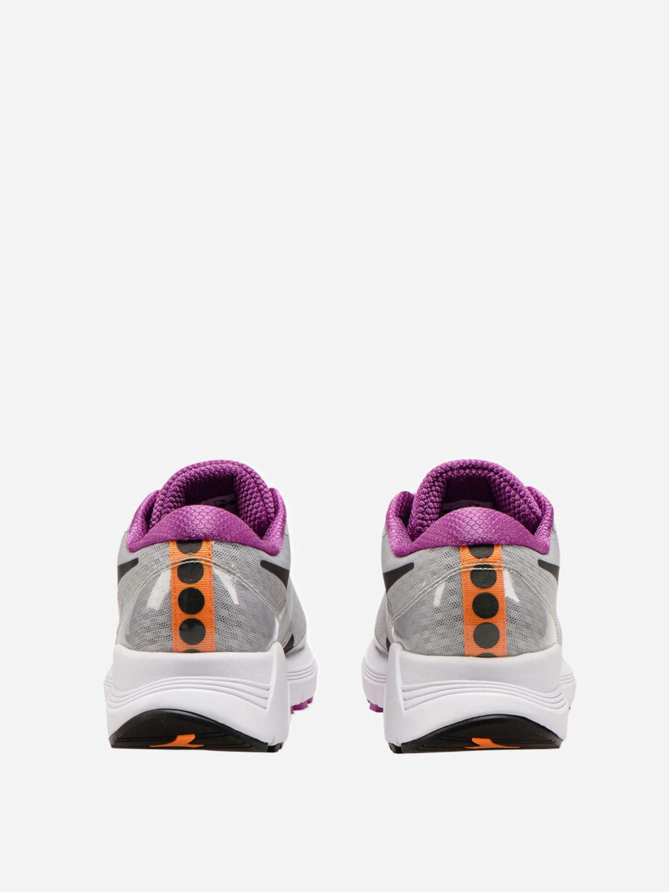 Кроссовки DIADORA модель 101.175610-C8900 Кроссовки DIADORA модель 101.175610-C8900 Фото