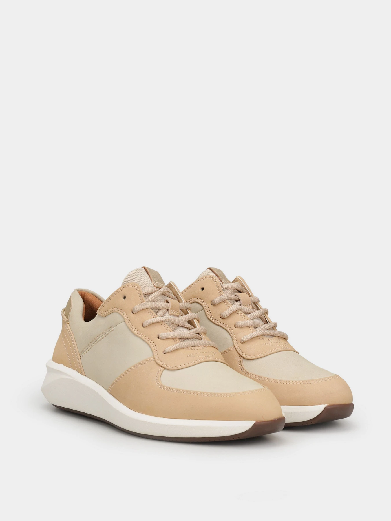 Кроссовки Clarks модель 2616-4325 Кроссовки Clarks модель 2616-4325 Фото