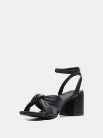 Сандалии Clarks модель 2616-6749 Фото