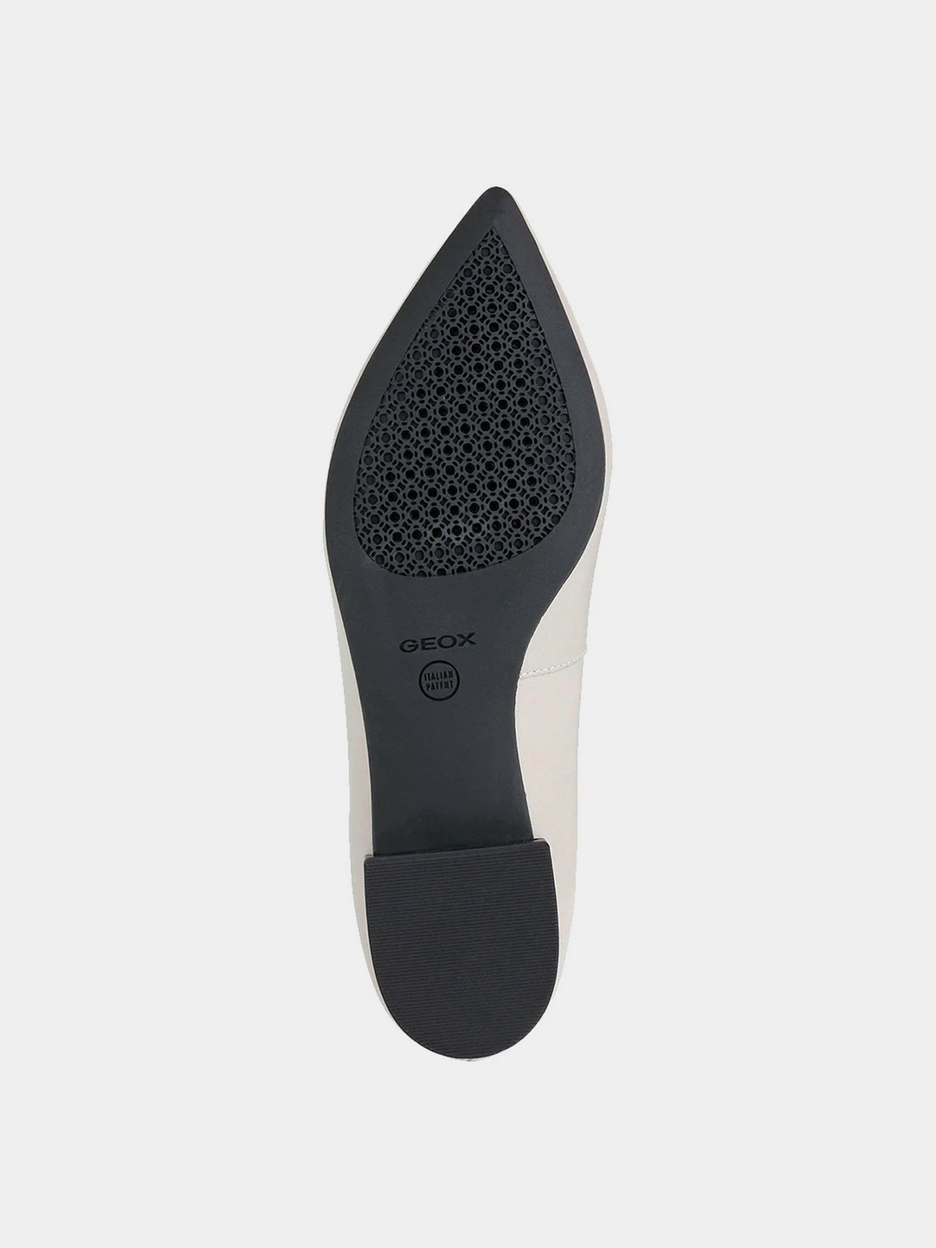 Туфли и лоферы Geox модель D259BD-000TU-C1003 Туфли и лоферы Geox модель D259BD-000TU-C1003 Фото