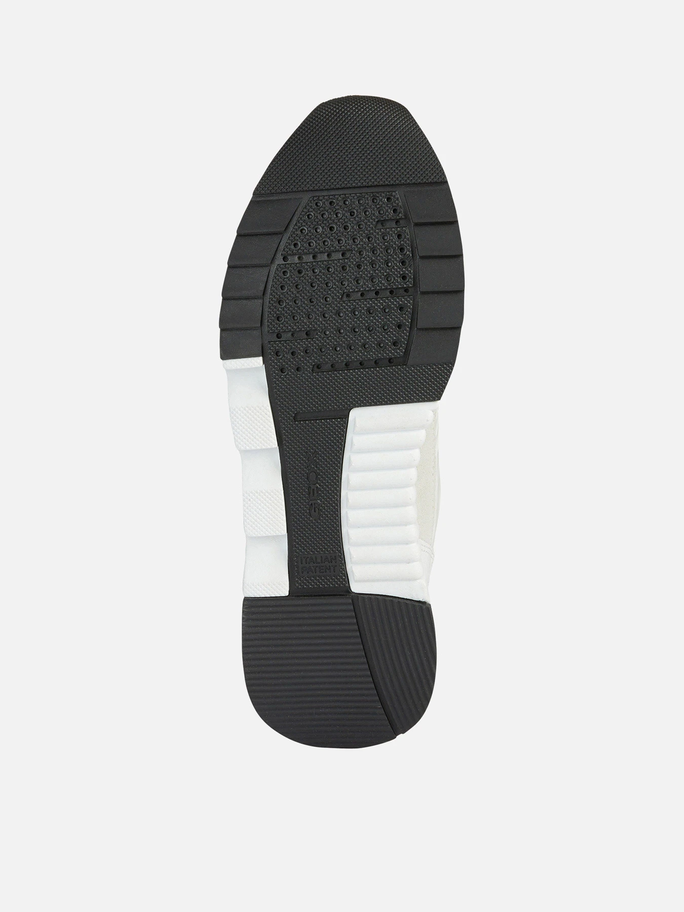 Кроссовки Geox модель D26HXC-04622-C1352 Кроссовки Geox модель D26HXC-04622-C1352 Фото