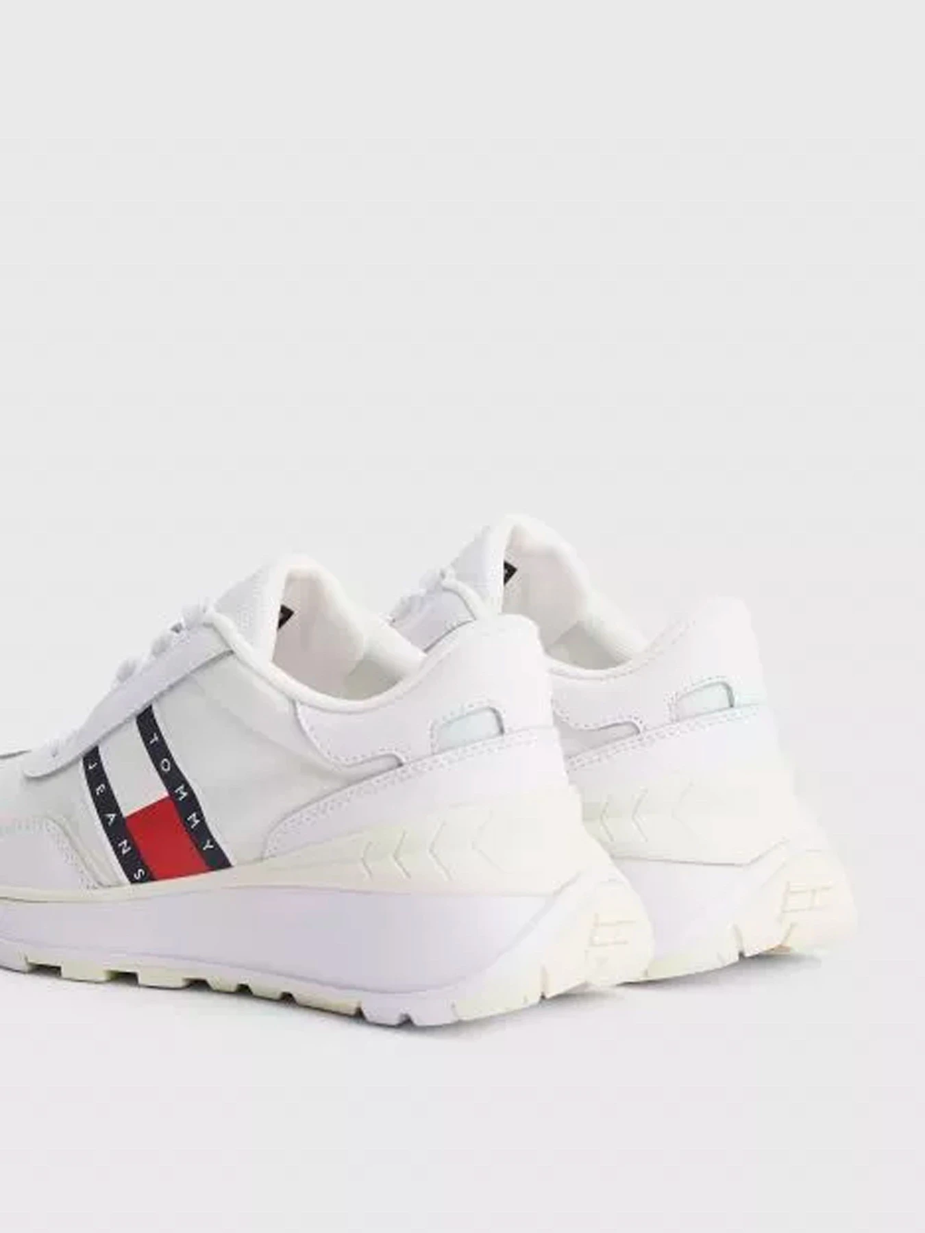 Кроссовки Tommy Hilfiger модель EN0EN01876-YBR Кроссовки Tommy Hilfiger модель EN0EN01876-YBR Фото