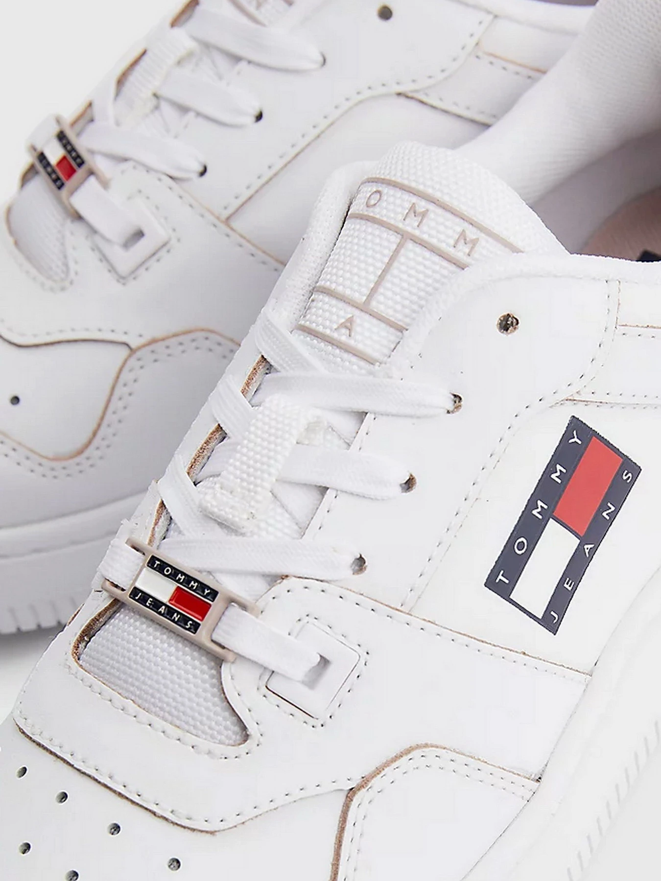Кроссовки Tommy Hilfiger модель EN0EN01881-YBR Кроссовки Tommy Hilfiger модель EN0EN01881-YBR Фото