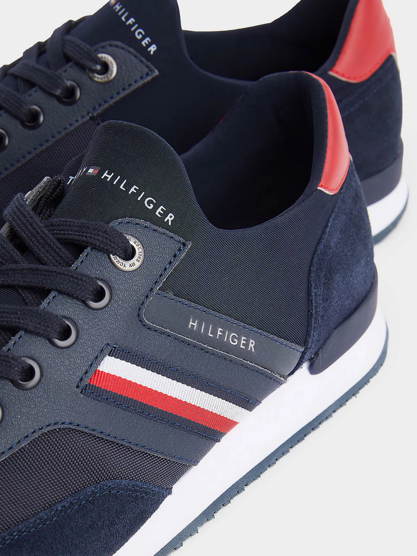 Кроссовки Tommy Hilfiger модель FM0FM04137-DW5 Кроссовки Tommy Hilfiger модель FM0FM04137-DW5 Фото