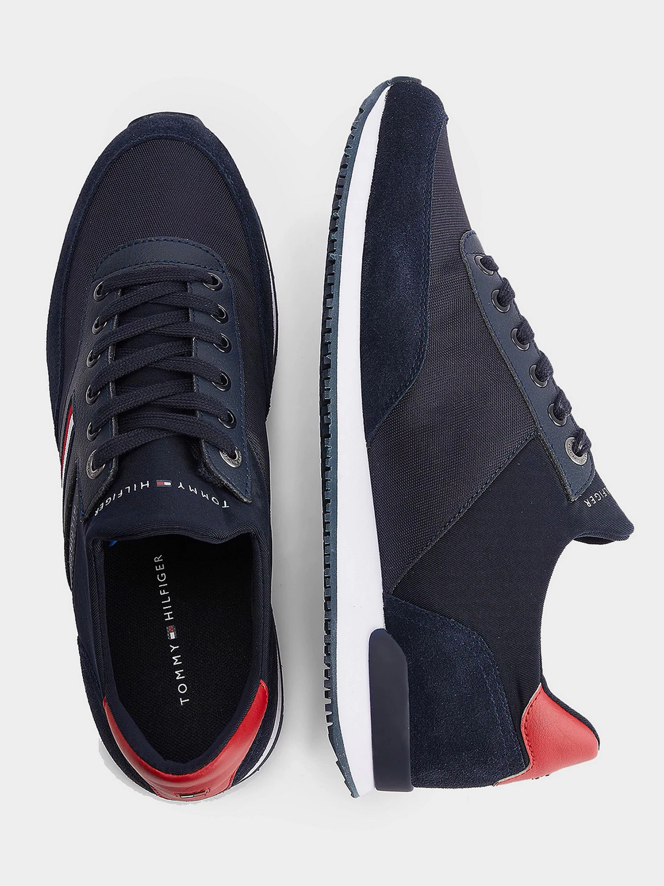 Кроссовки Tommy Hilfiger модель FM0FM04137-DW5 Кроссовки Tommy Hilfiger модель FM0FM04137-DW5 Фото