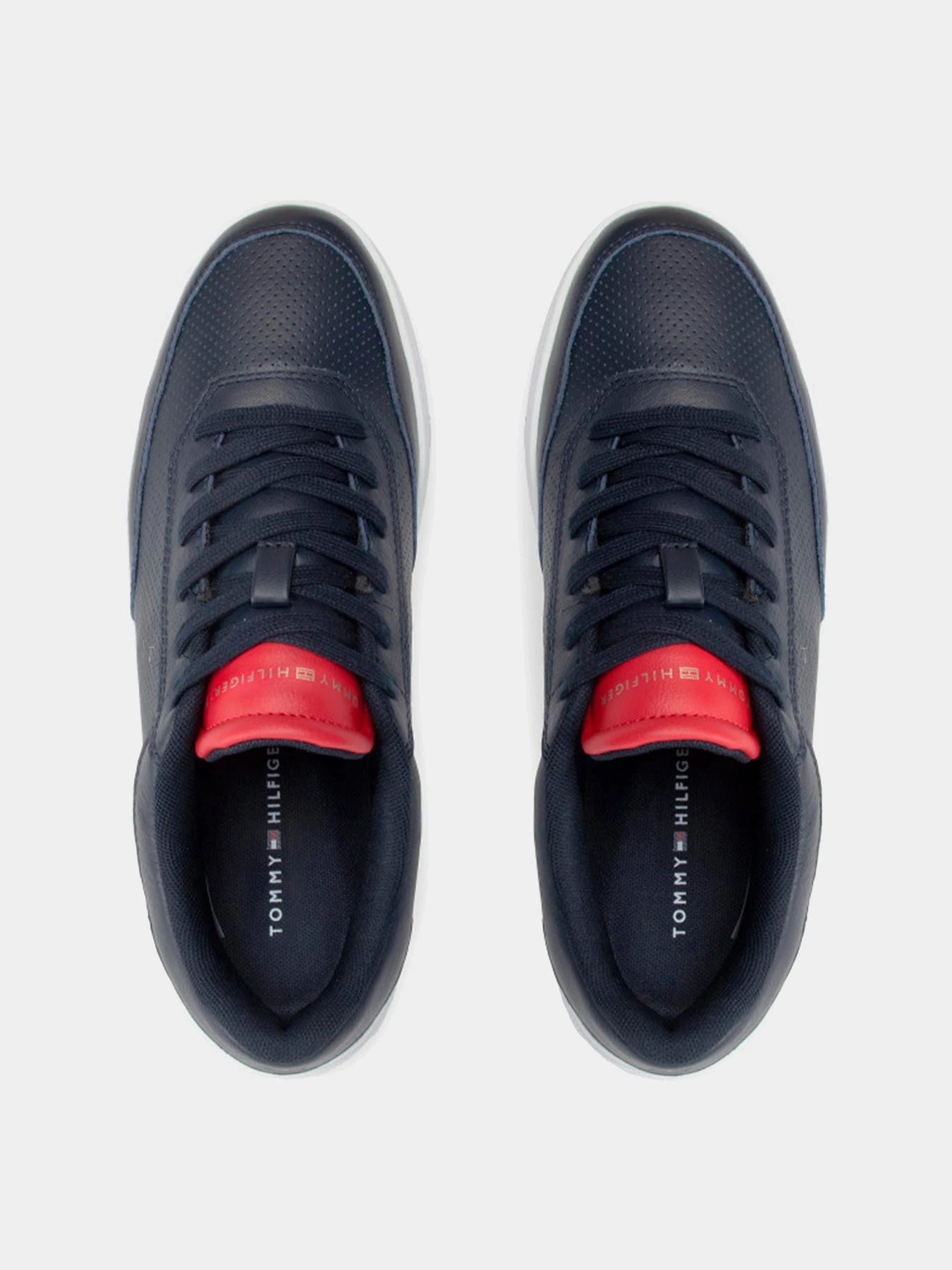 Кроссовки Tommy Hilfiger модель FM0FM04145-DW5 Кроссовки Tommy Hilfiger модель FM0FM04145-DW5 Фото