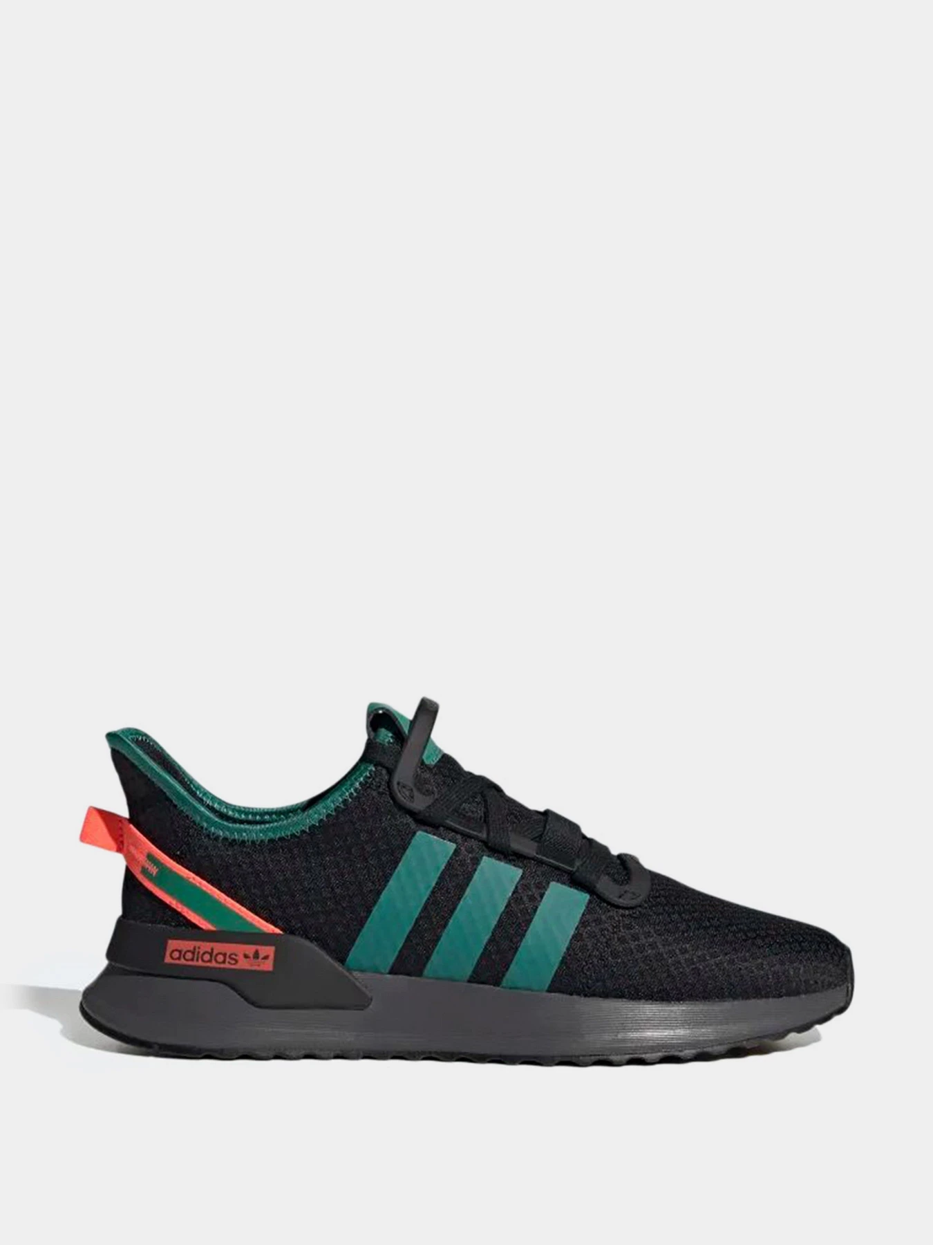 Кроссовки Adidas модель FV9252 Кроссовки Adidas модель FV9252 Фото