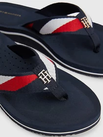 Шлёпанцы Tommy Hilfiger модель FW0FW06446-DW5 Фото