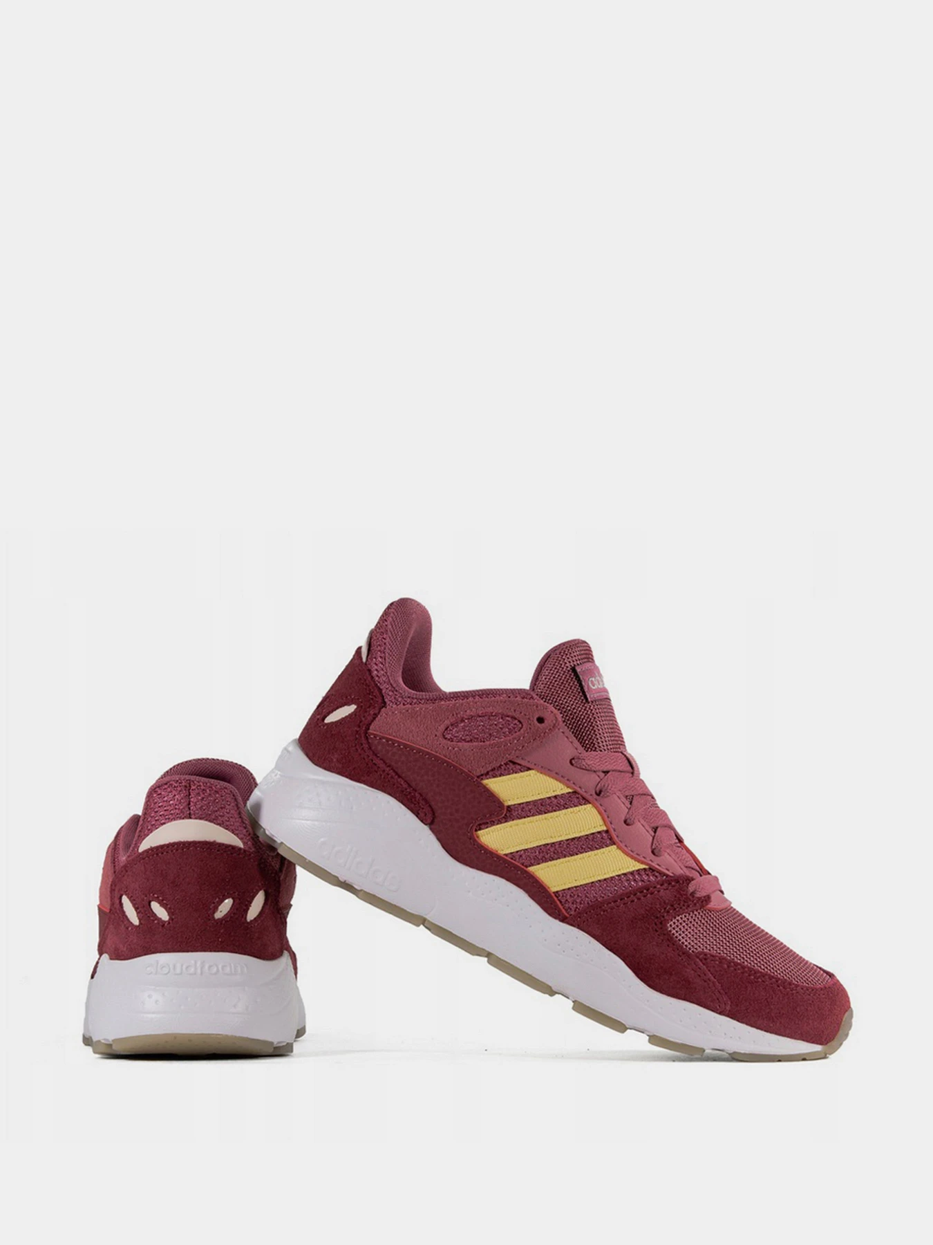Кроссовки Adidas модель FW3175 Кроссовки Adidas модель FW3175 Фото