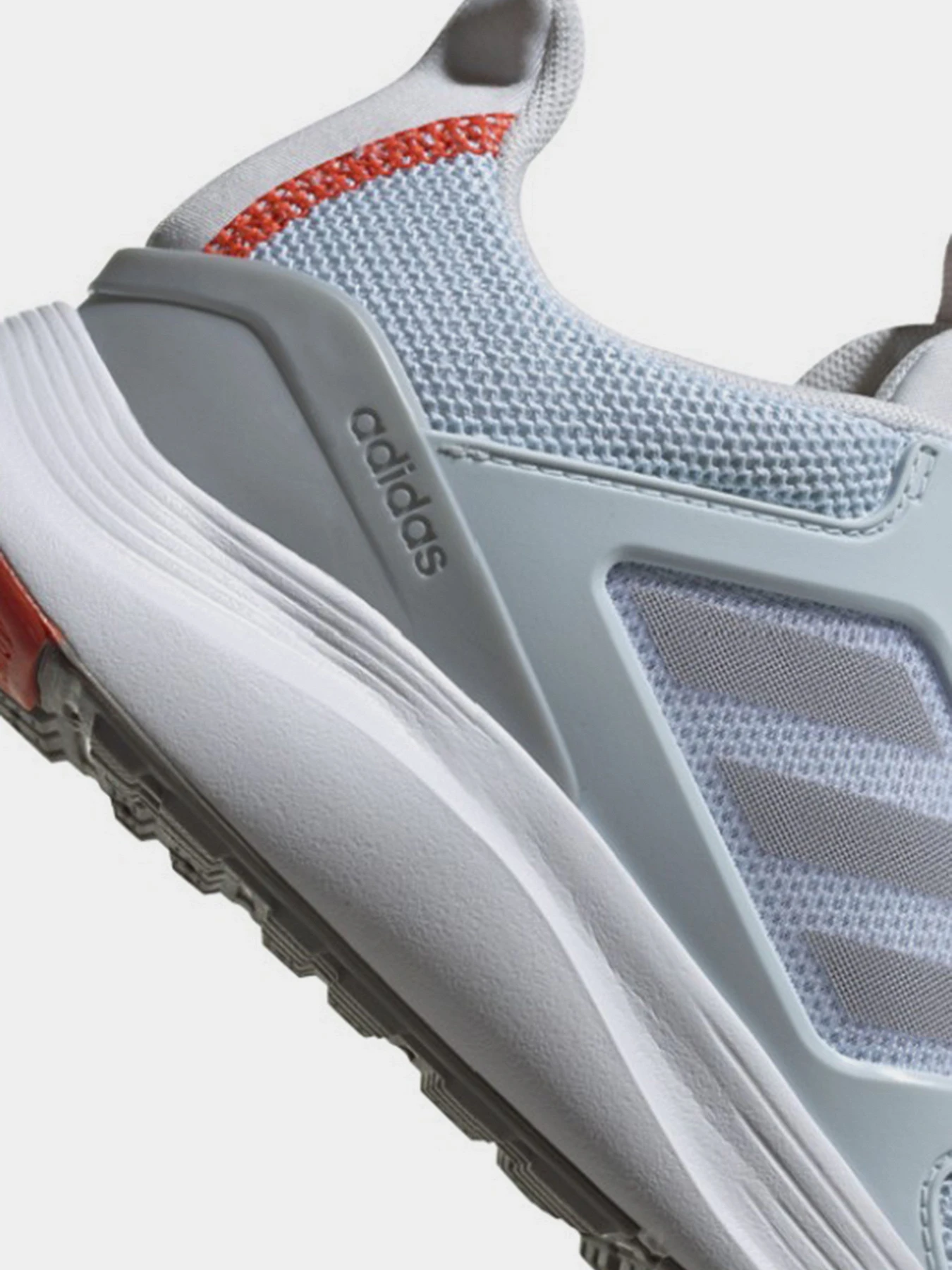 Кроссовки Adidas модель FW4715 Кроссовки Adidas модель FW4715 Фото