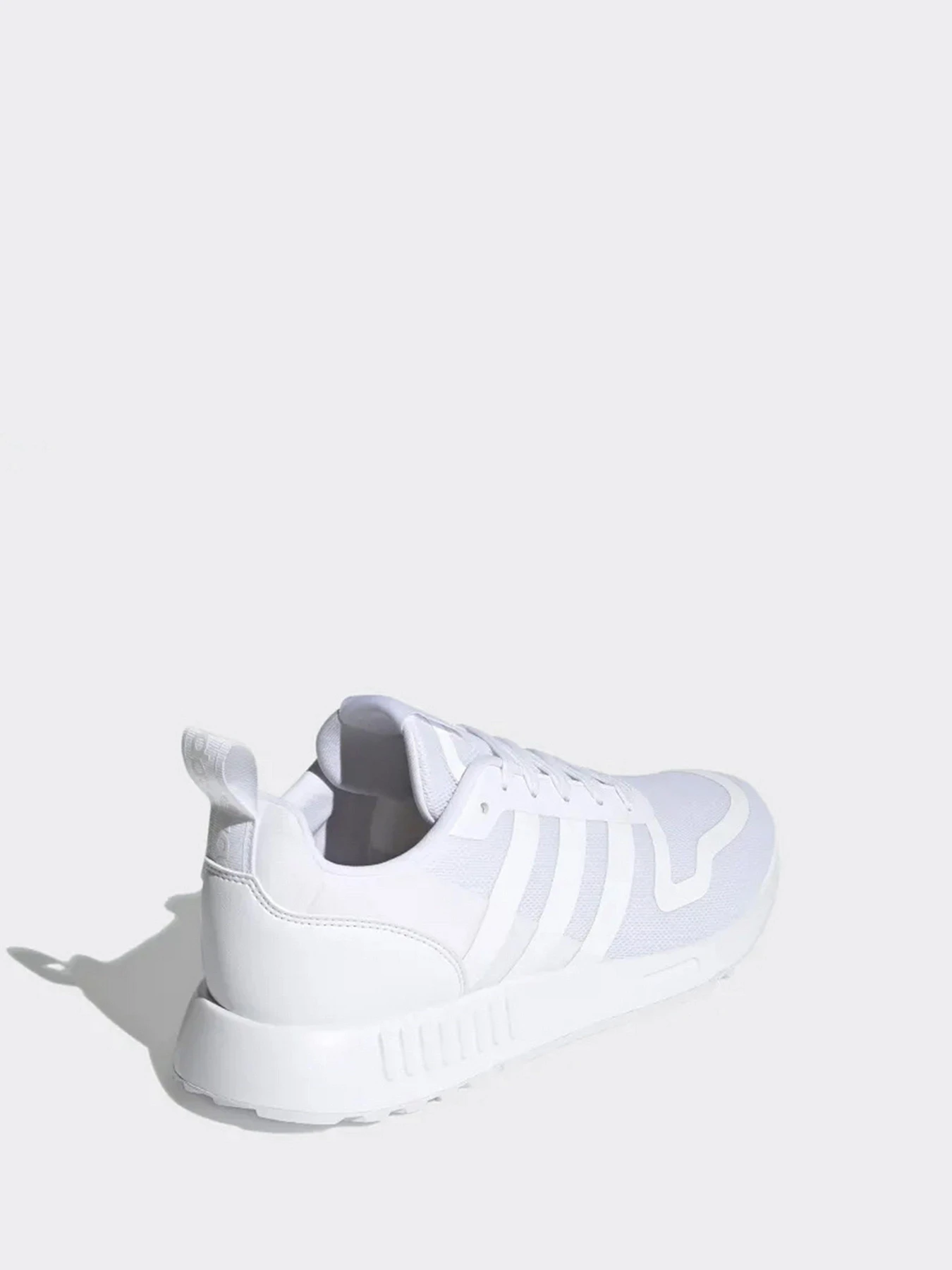 Кроссовки Adidas модель FZ3439 Кроссовки Adidas модель FZ3439 Фото