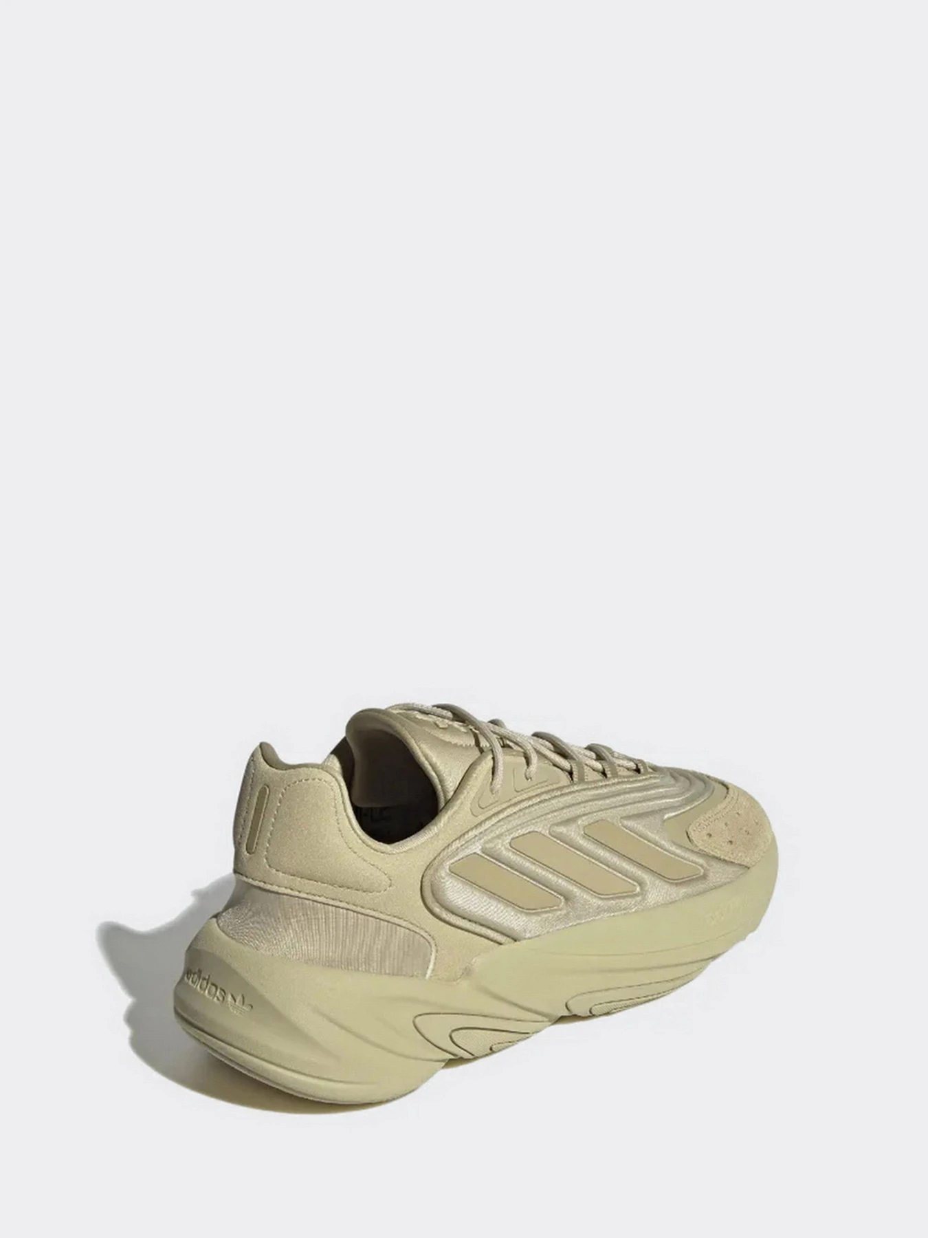 Кроссовки Adidas модель GV7685 Кроссовки Adidas модель GV7685 Фото