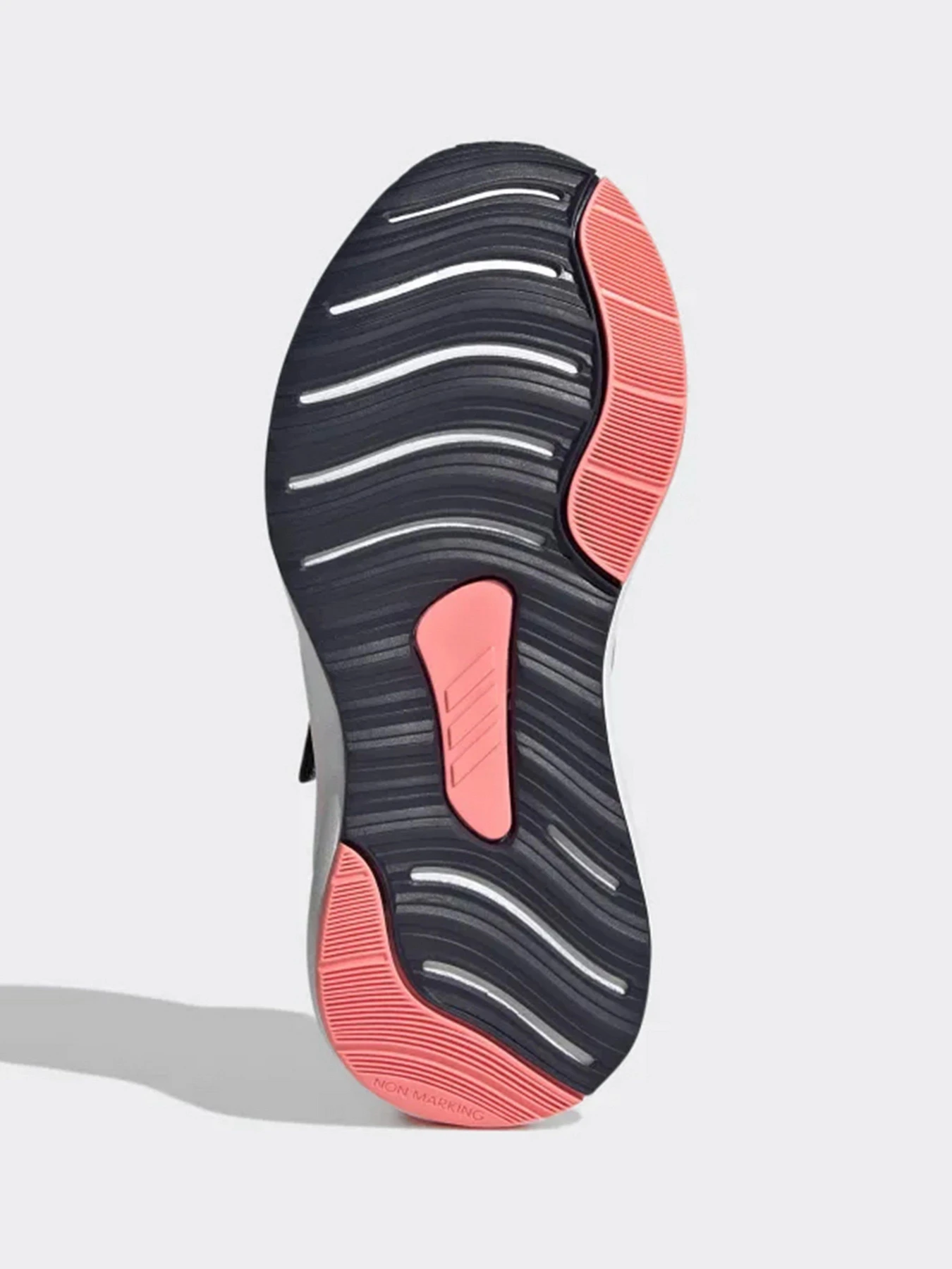 Кроссовки Adidas модель GV7837 Кроссовки Adidas модель GV7837 Фото