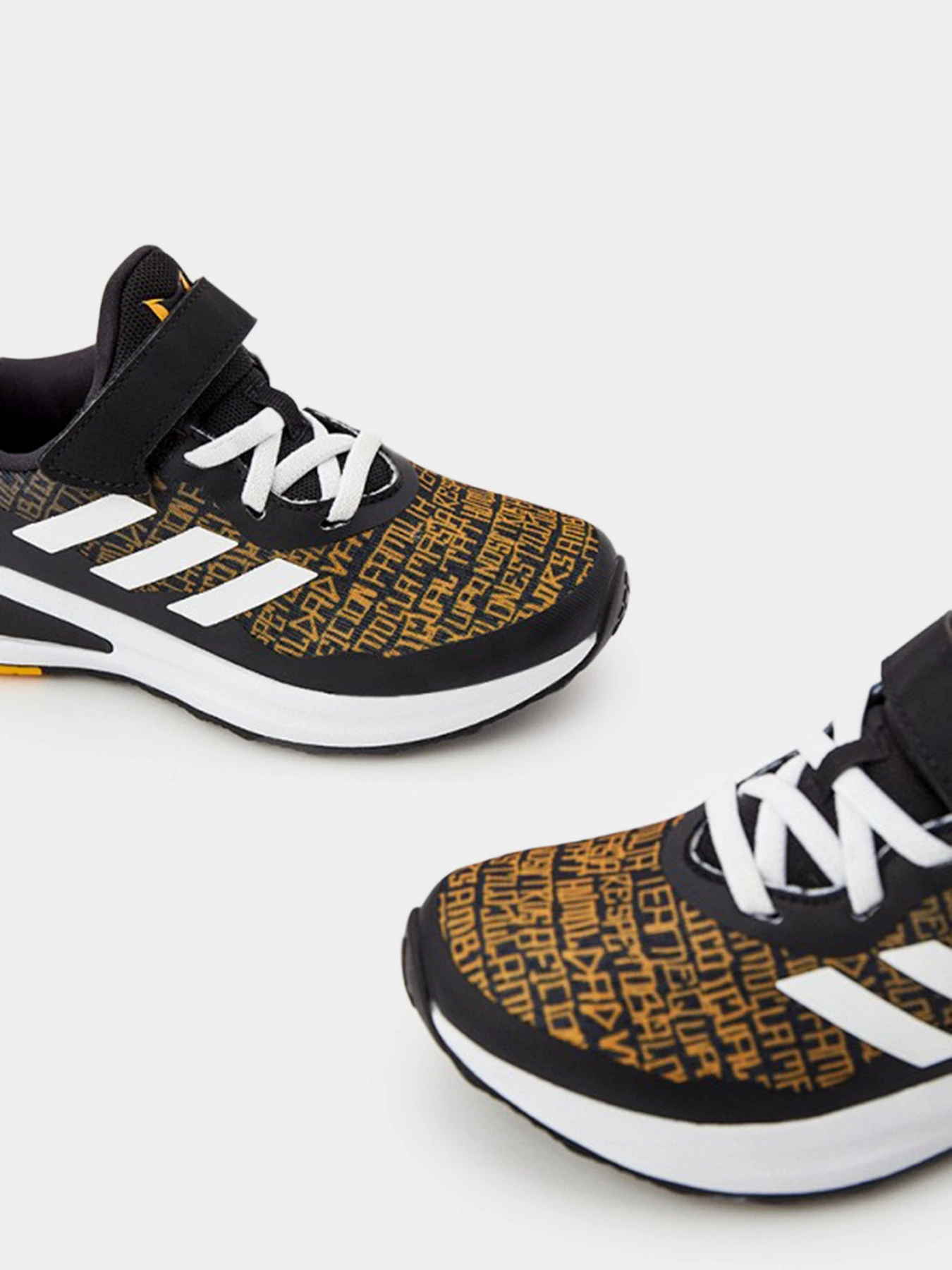 Кроссовки Adidas модель GX6049 Кроссовки Adidas модель GX6049 Фото