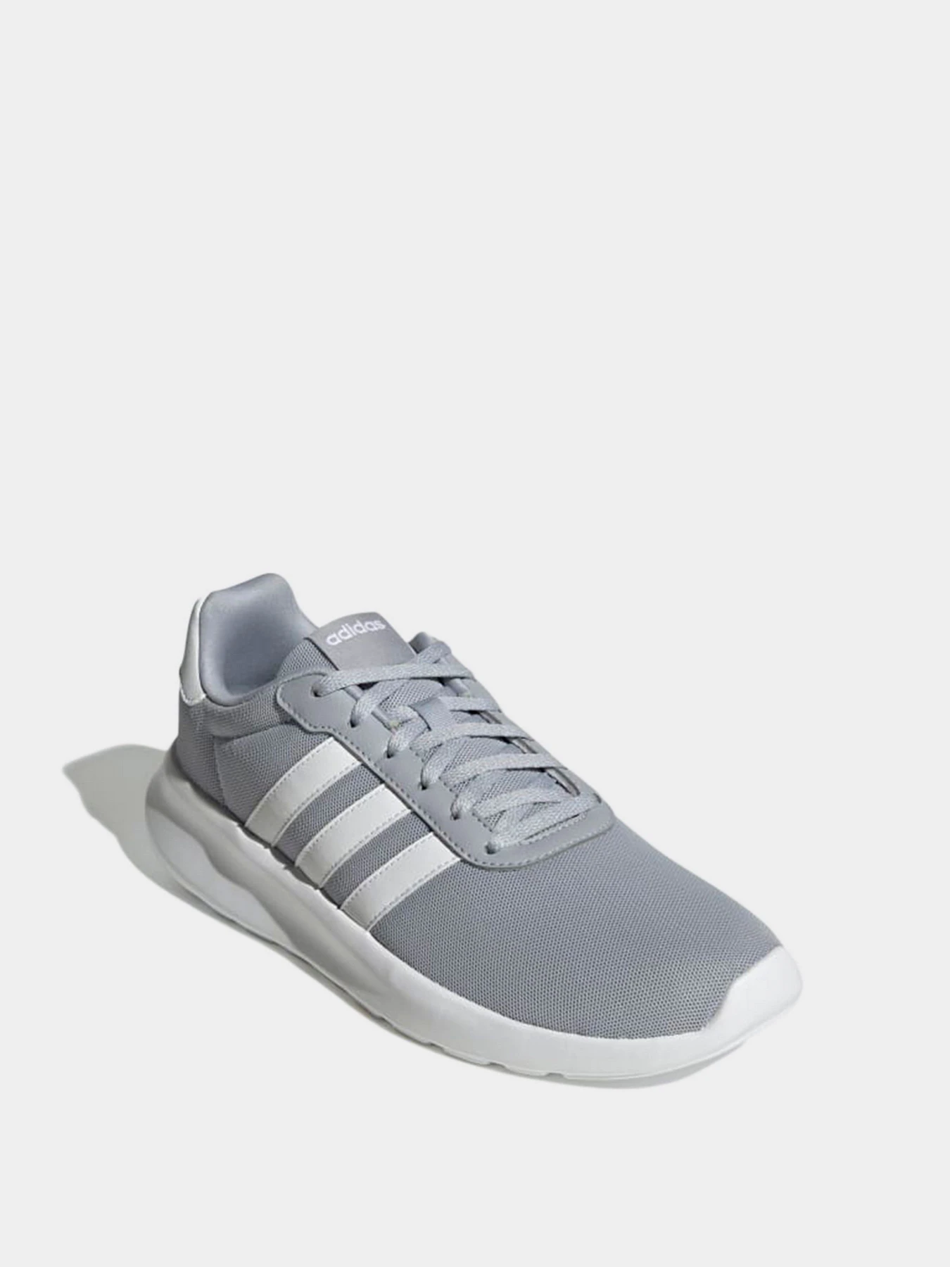 Кроссовки Adidas модель GY3100 Кроссовки Adidas модель GY3100 Фото