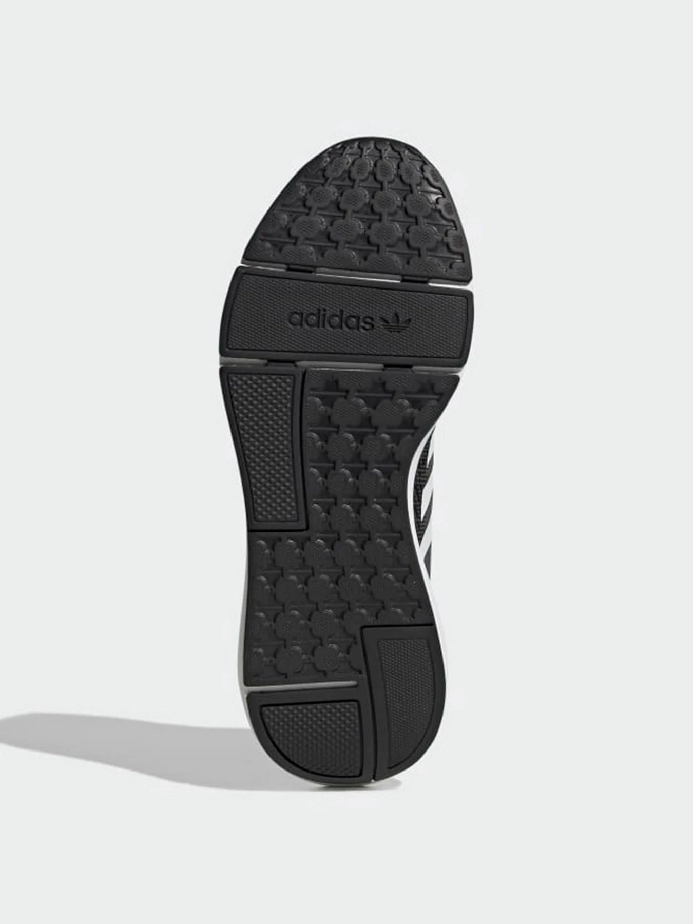 Кроссовки Adidas модель GZ3496 Кроссовки Adidas модель GZ3496 Фото