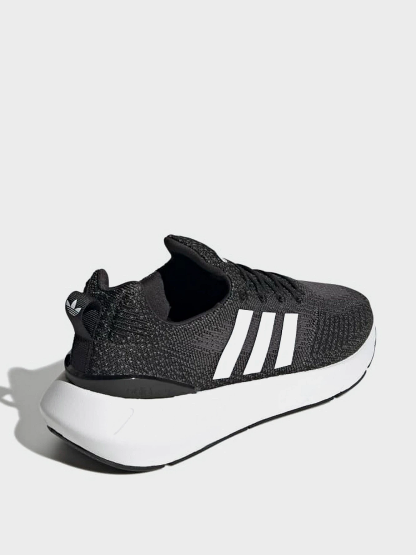 Кроссовки Adidas модель GZ3496 Кроссовки Adidas модель GZ3496 Фото