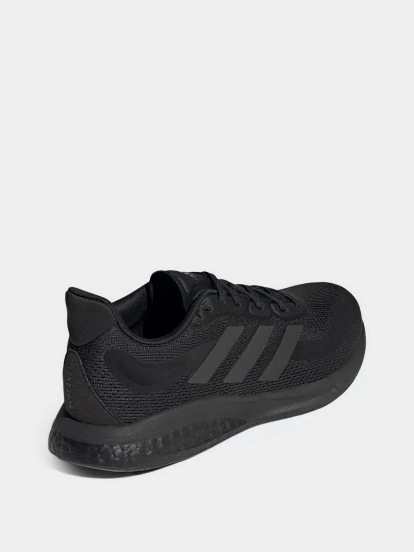 Кроссовки Adidas модель H04467 Кроссовки Adidas модель H04467 Фото