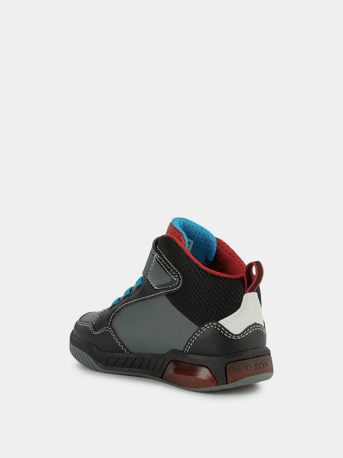 Кроссовки Geox модель J949CE-05411-C9221 Кроссовки Geox модель J949CE-05411-C9221 Фото