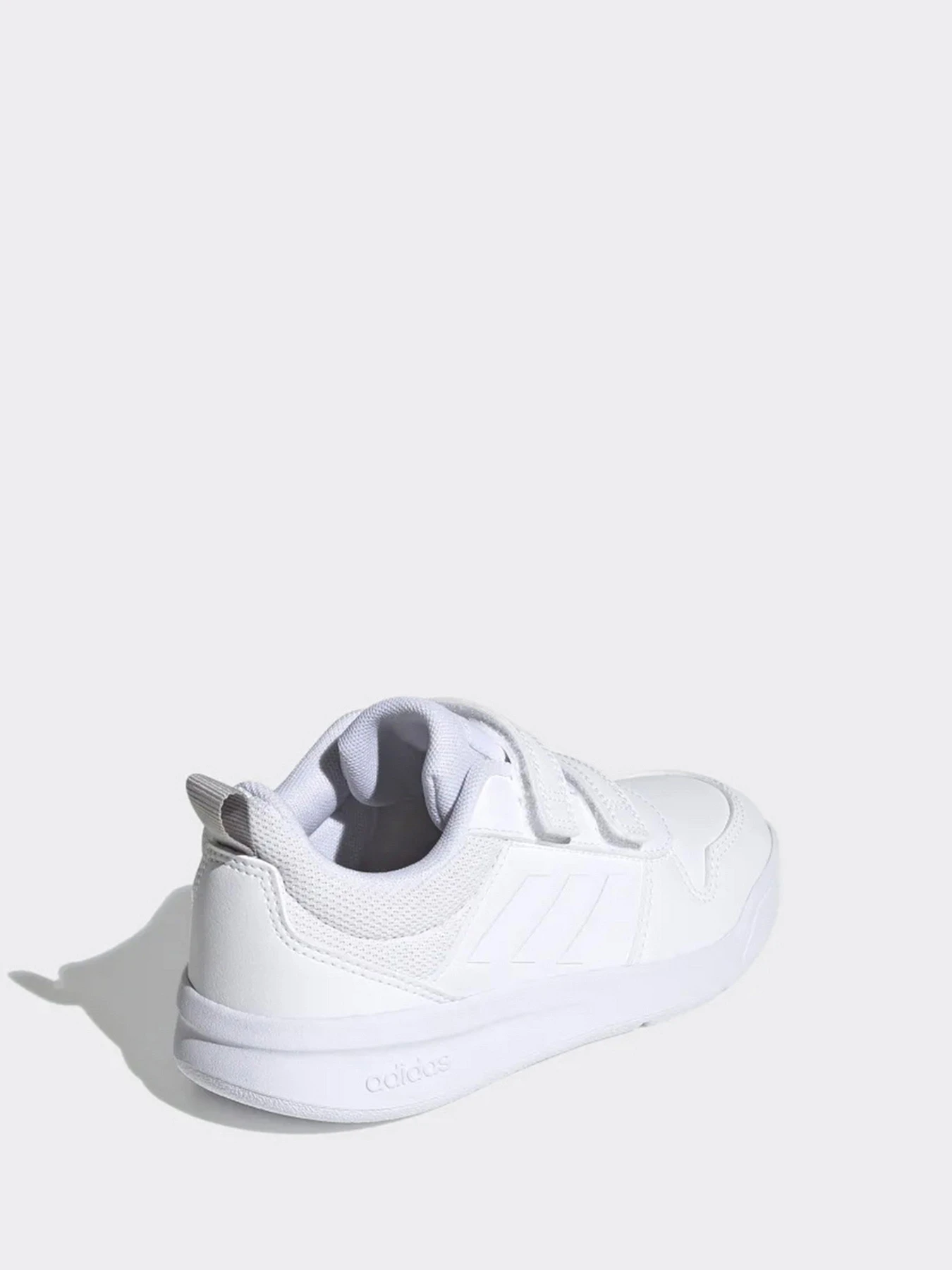 Кроссовки Adidas модель S24047 Кроссовки Adidas модель S24047 Фото