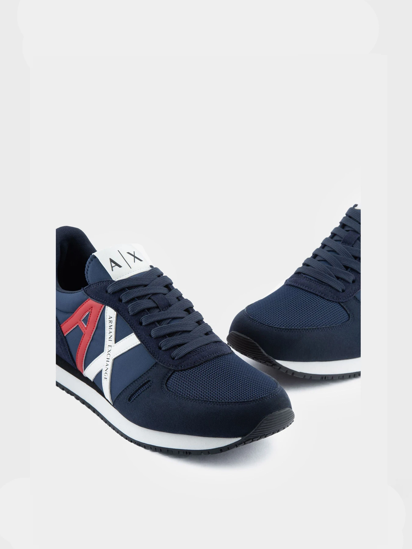 Кроссовки Armani Exchange модель XUX017-XCC68-S129 Кроссовки Armani Exchange модель XUX017-XCC68-S129 Фото