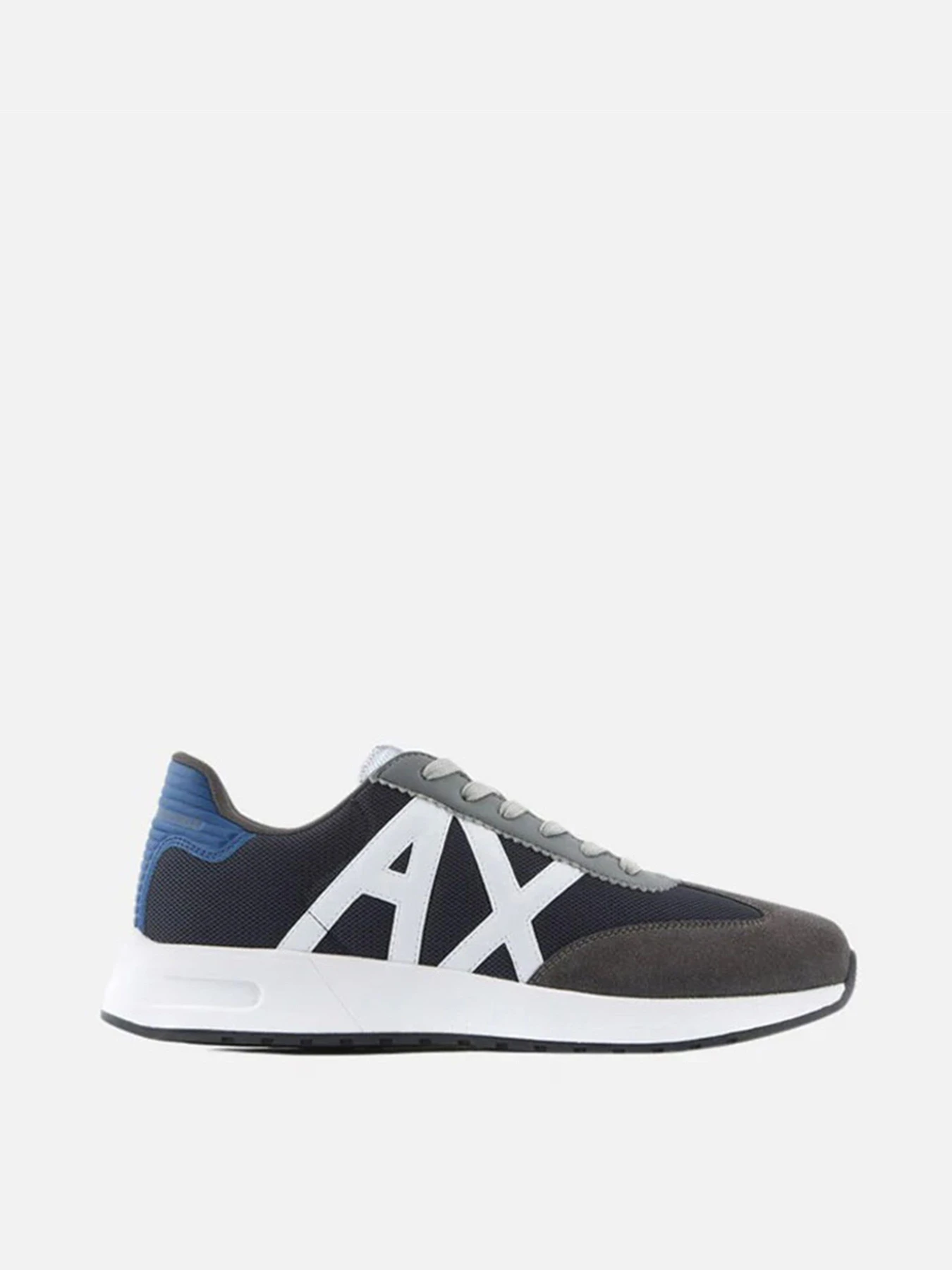 Кроссовки Armani Exchange модель XUX071-XV527-M216 Кроссовки Armani Exchange модель XUX071-XV527-M216 Фото