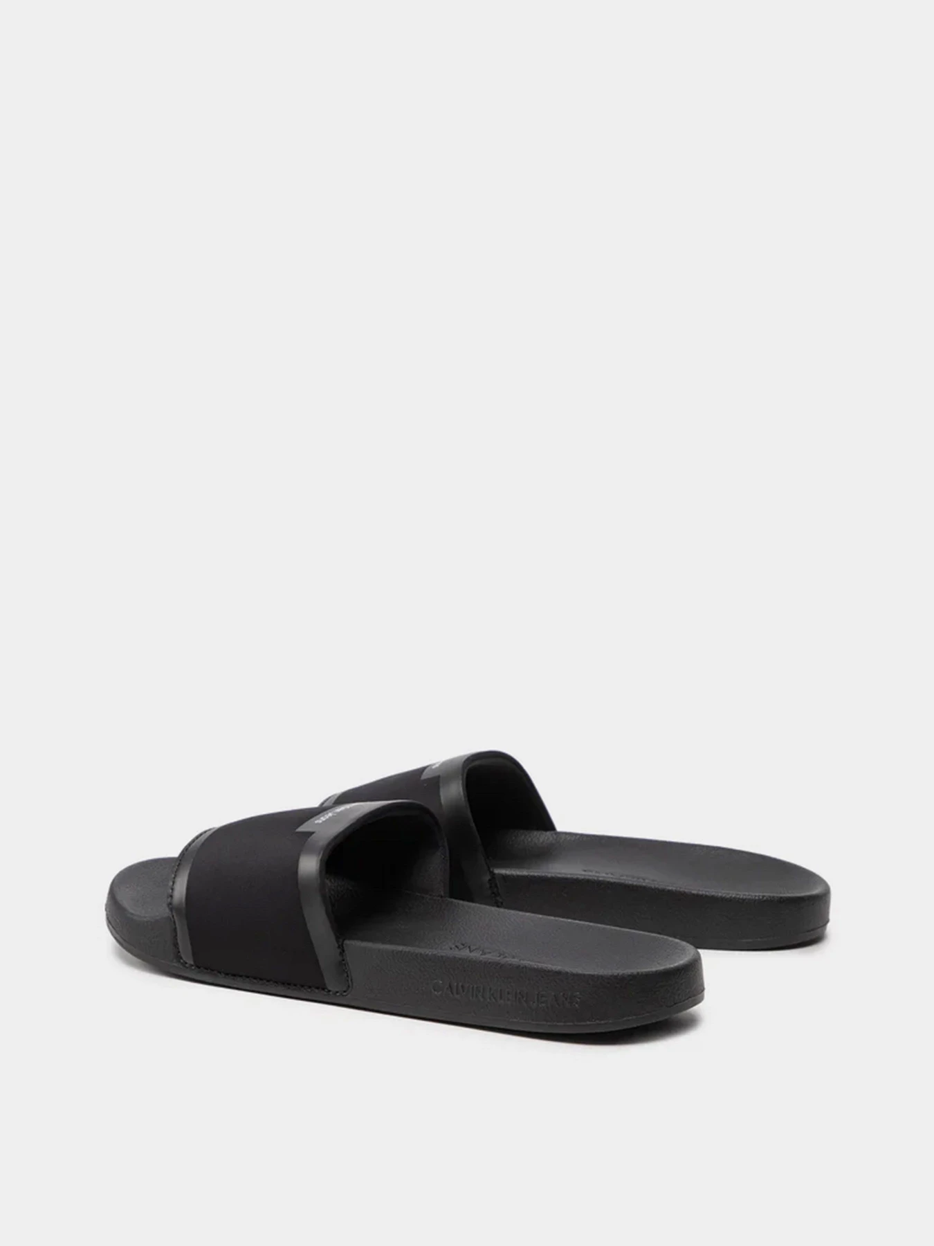 Шлёпанцы Calvin Klein модель YM0YM00447-BDS Шлёпанцы Calvin Klein модель YM0YM00447-BDS Фото