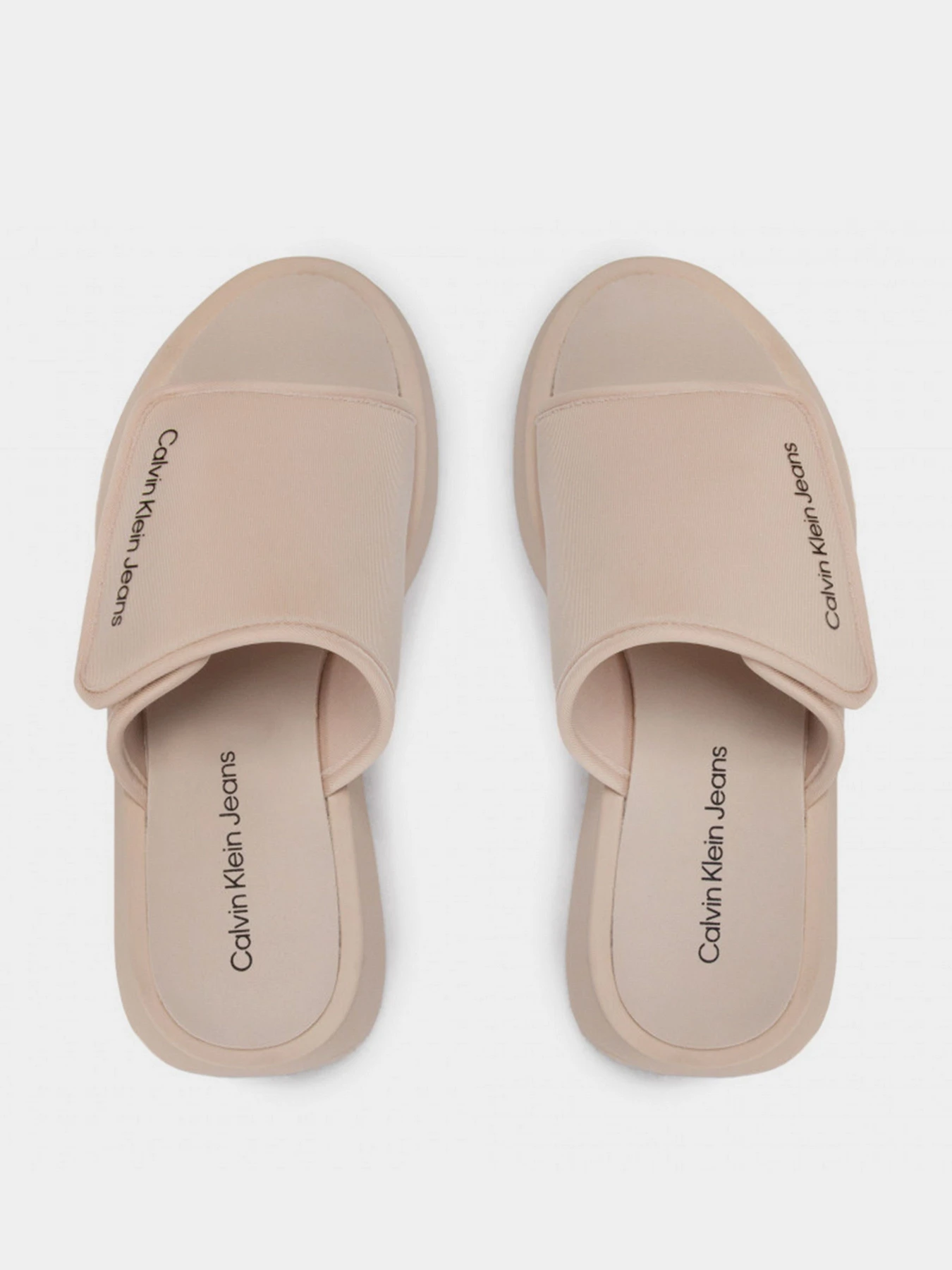 Шлёпанцы Calvin Klein модель YW0YW00672-AF6 Шлёпанцы Calvin Klein модель YW0YW00672-AF6 Фото