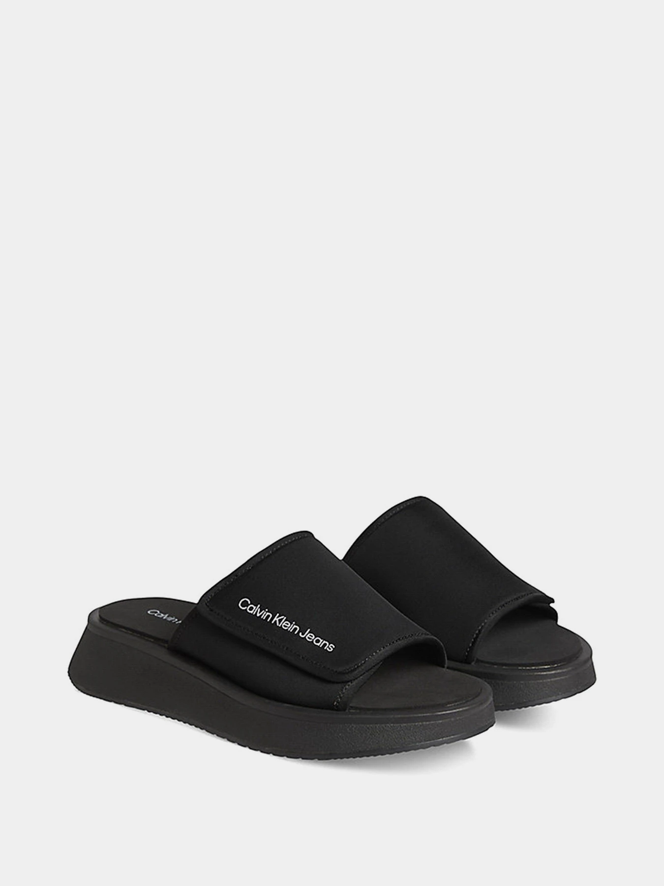 Шлёпанцы Calvin Klein модель YW0YW00672-BDS Фото