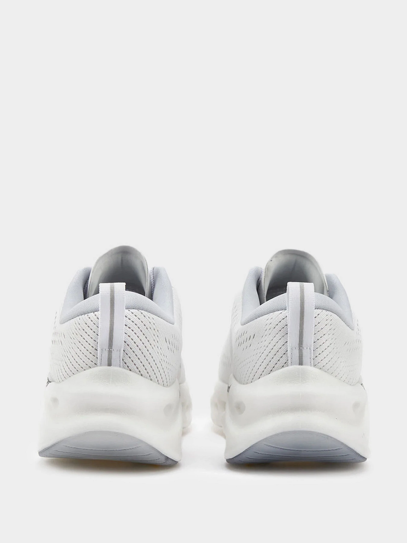 Кроссовки Skechers модель 220303 WHT Кроссовки Skechers модель 220303 WHT Фото
