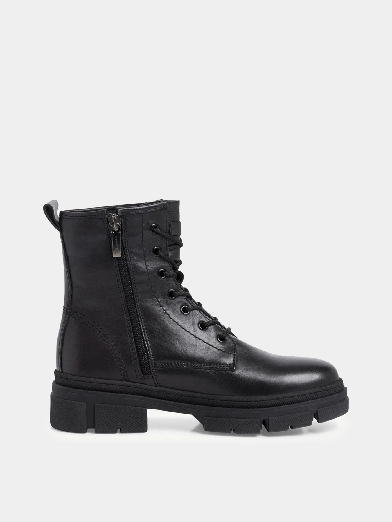 Ботинки и сапоги Tamaris модель 25203-29-003 BLACK LEATHER Ботинки и сапоги Tamaris модель 25203-29-003 BLACK LEATHER Фото