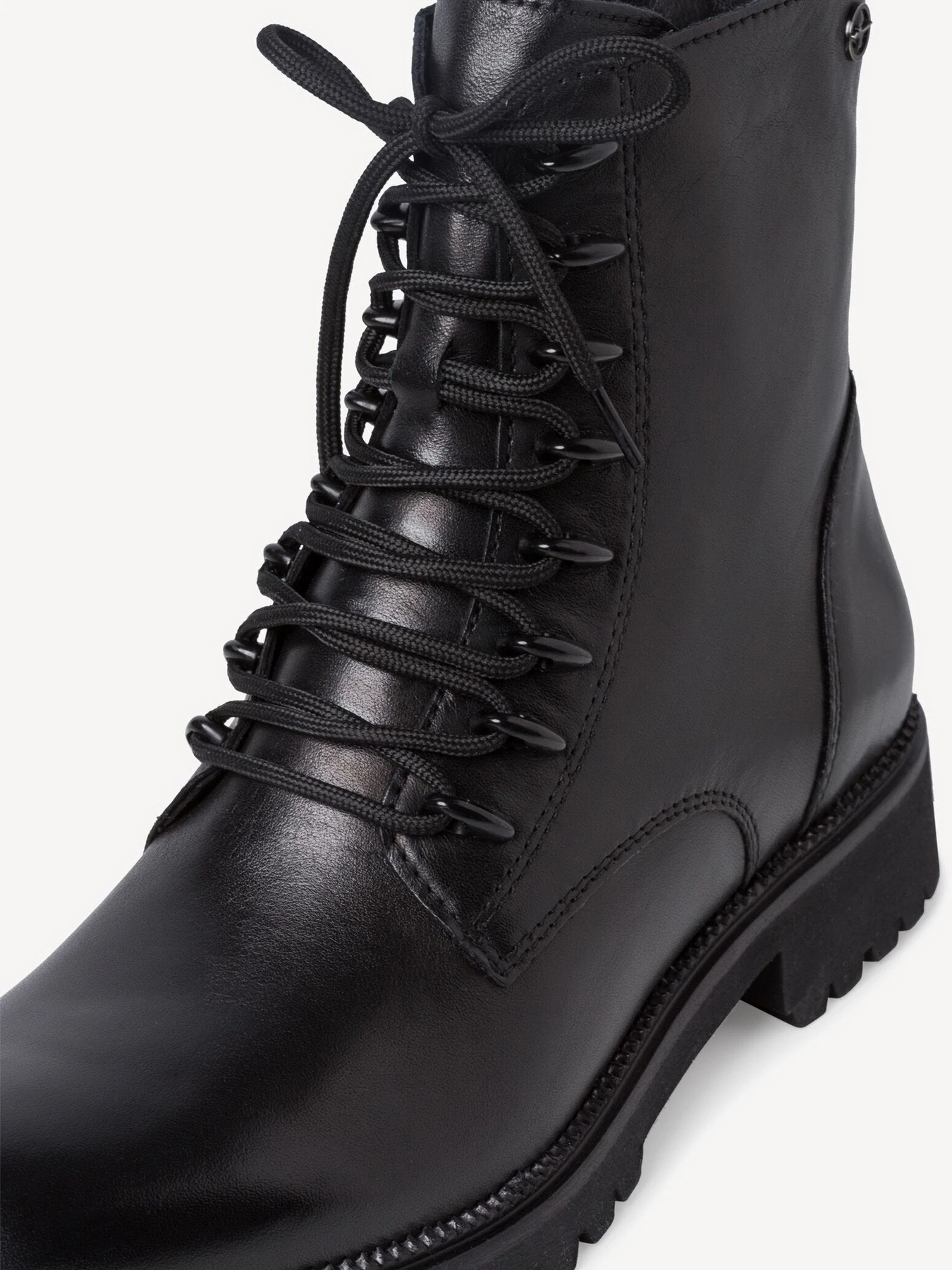 Ботинки и сапоги Tamaris модель 25234-27-007 BLACK UNI Фото