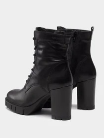 Ботинки и сапоги Tamaris модель 25265-29-001 BLACK Фото