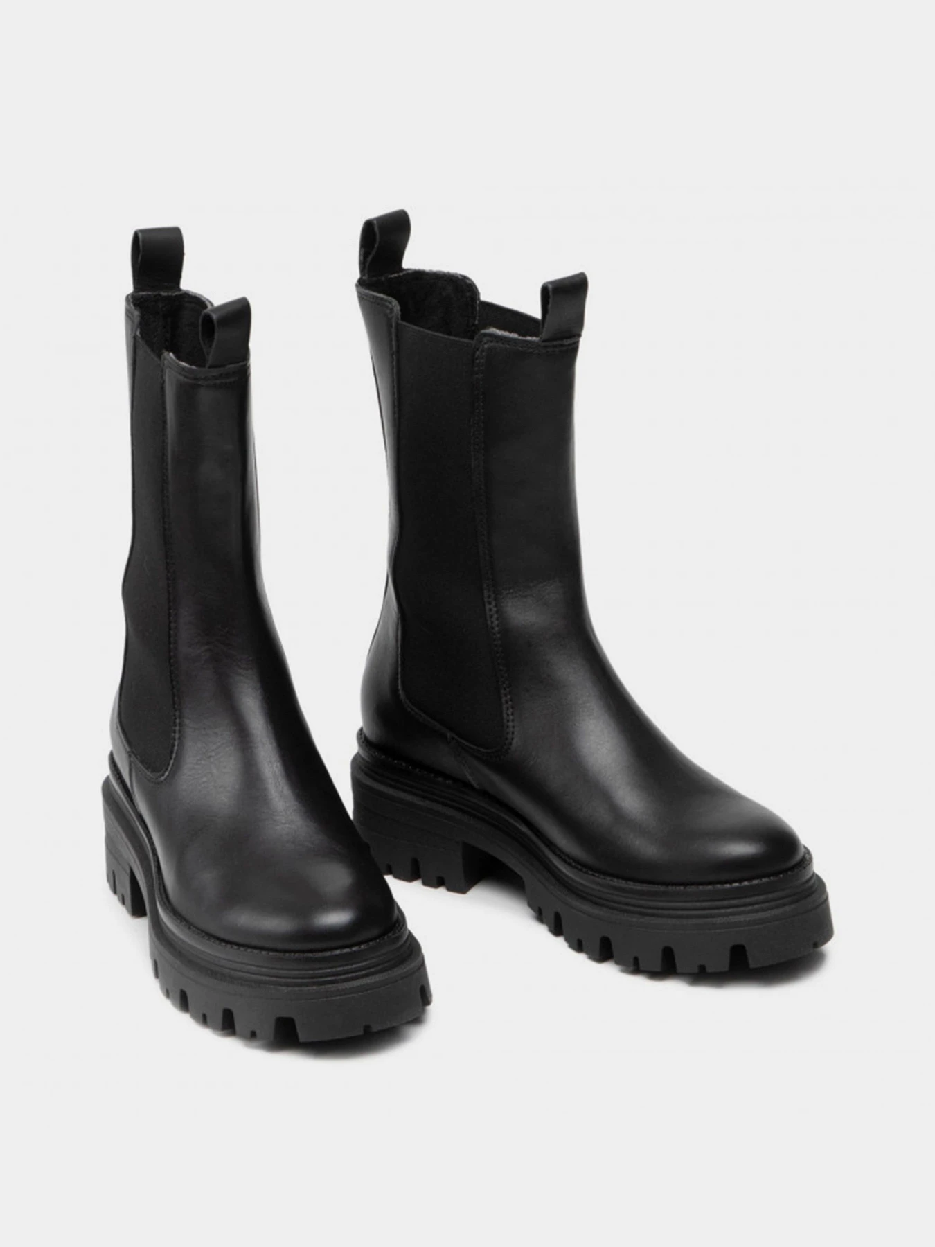 Ботинки и сапоги Tamaris модель 25498-29-003 BLACK LEATHER Ботинки и сапоги Tamaris модель 25498-29-003 BLACK LEATHER Фото