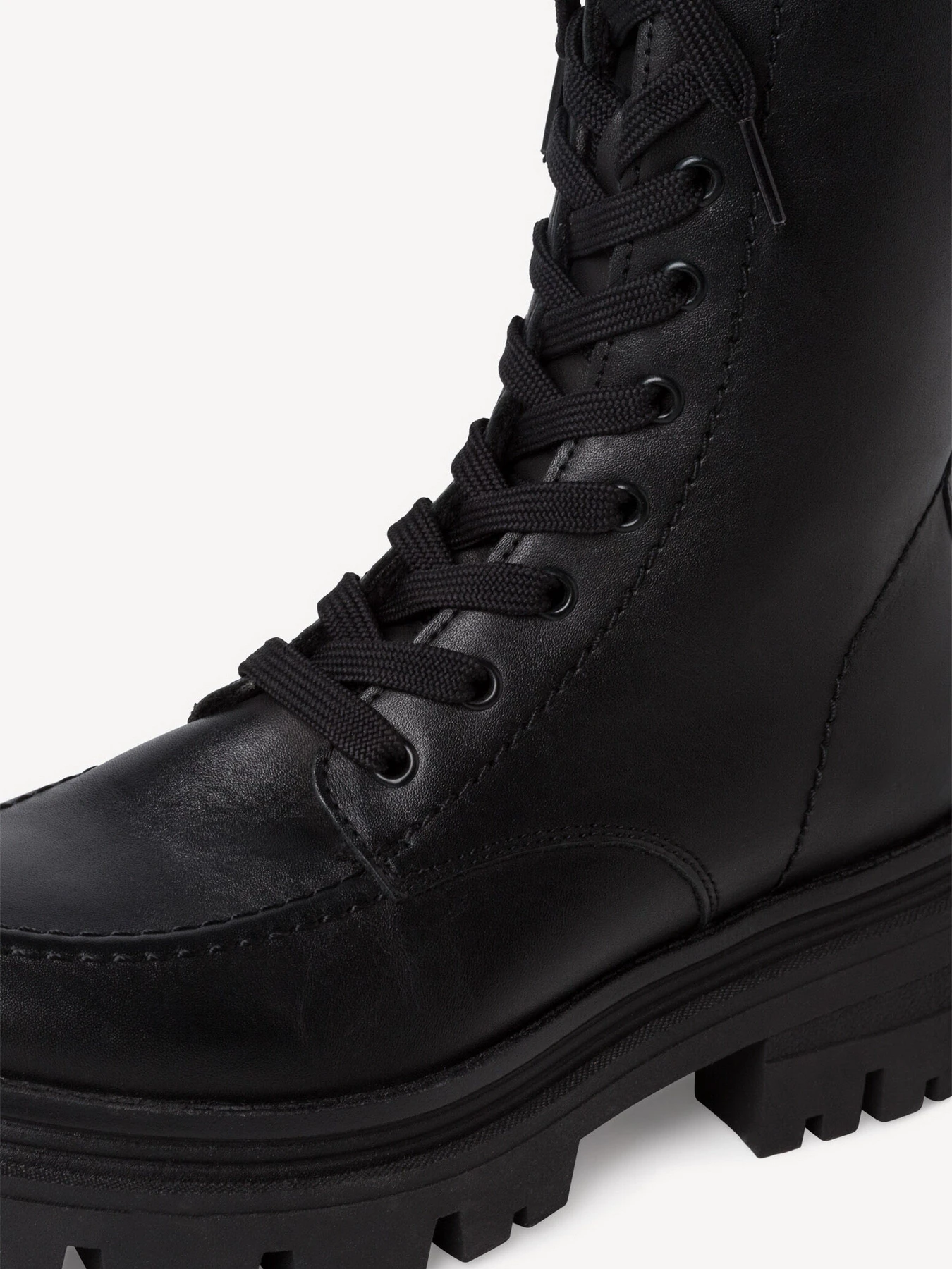 Ботинки и сапоги Tamaris модель 25814-27-003 BLACK LEATHER Фото