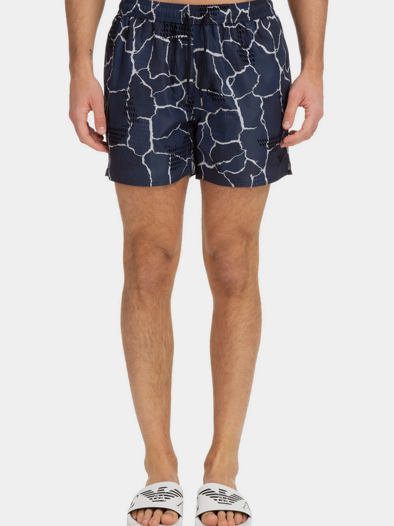 Одежда для пляжа Emporio Armani модель 211740-2R439-94635 Одежда для пляжа Emporio Armani модель 211740-2R439-94635 Фото