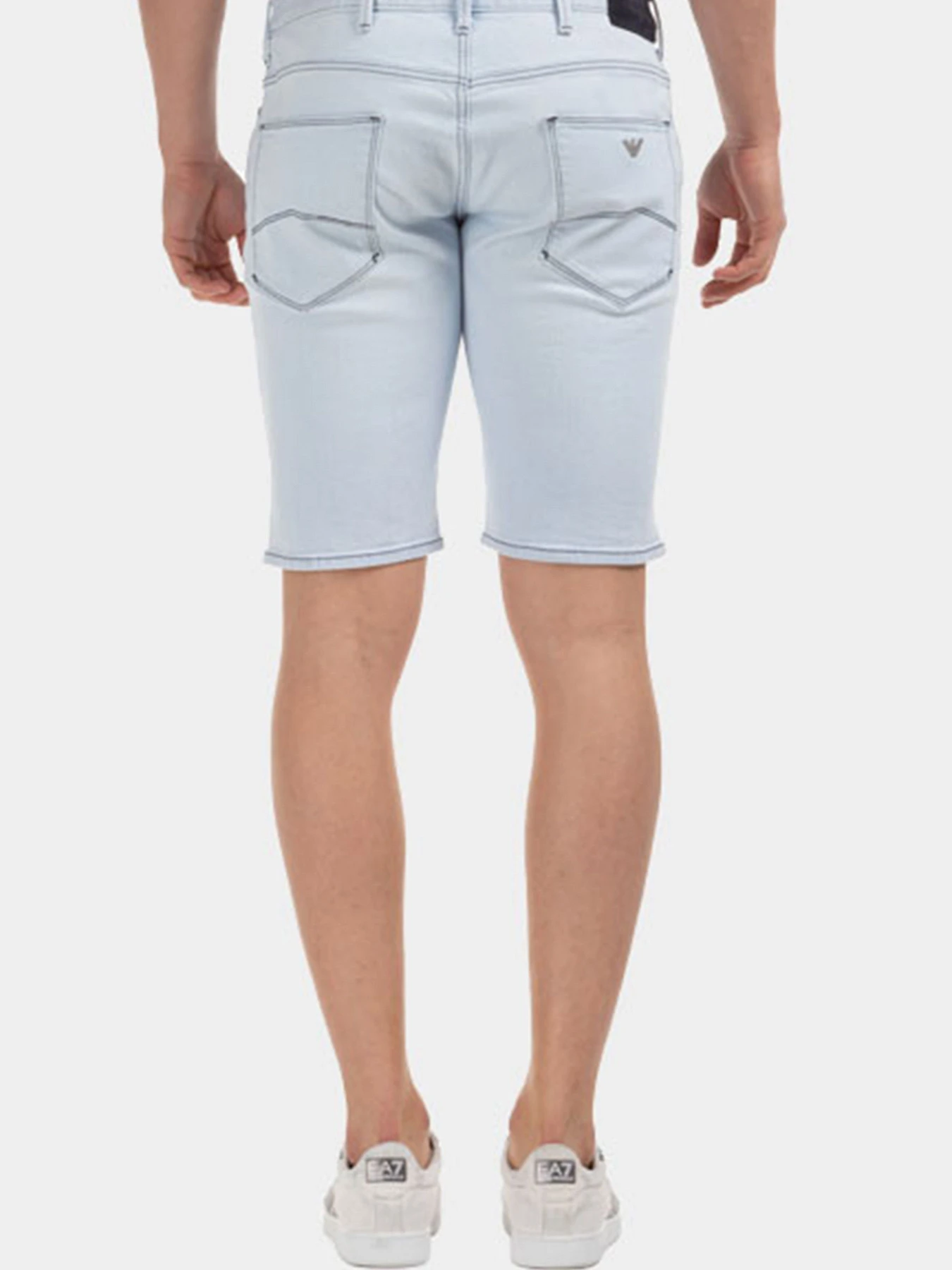 Шорты Emporio Armani модель 3H1PA6-1D4DZ-0943 Шорты Emporio Armani модель 3H1PA6-1D4DZ-0943 Фото