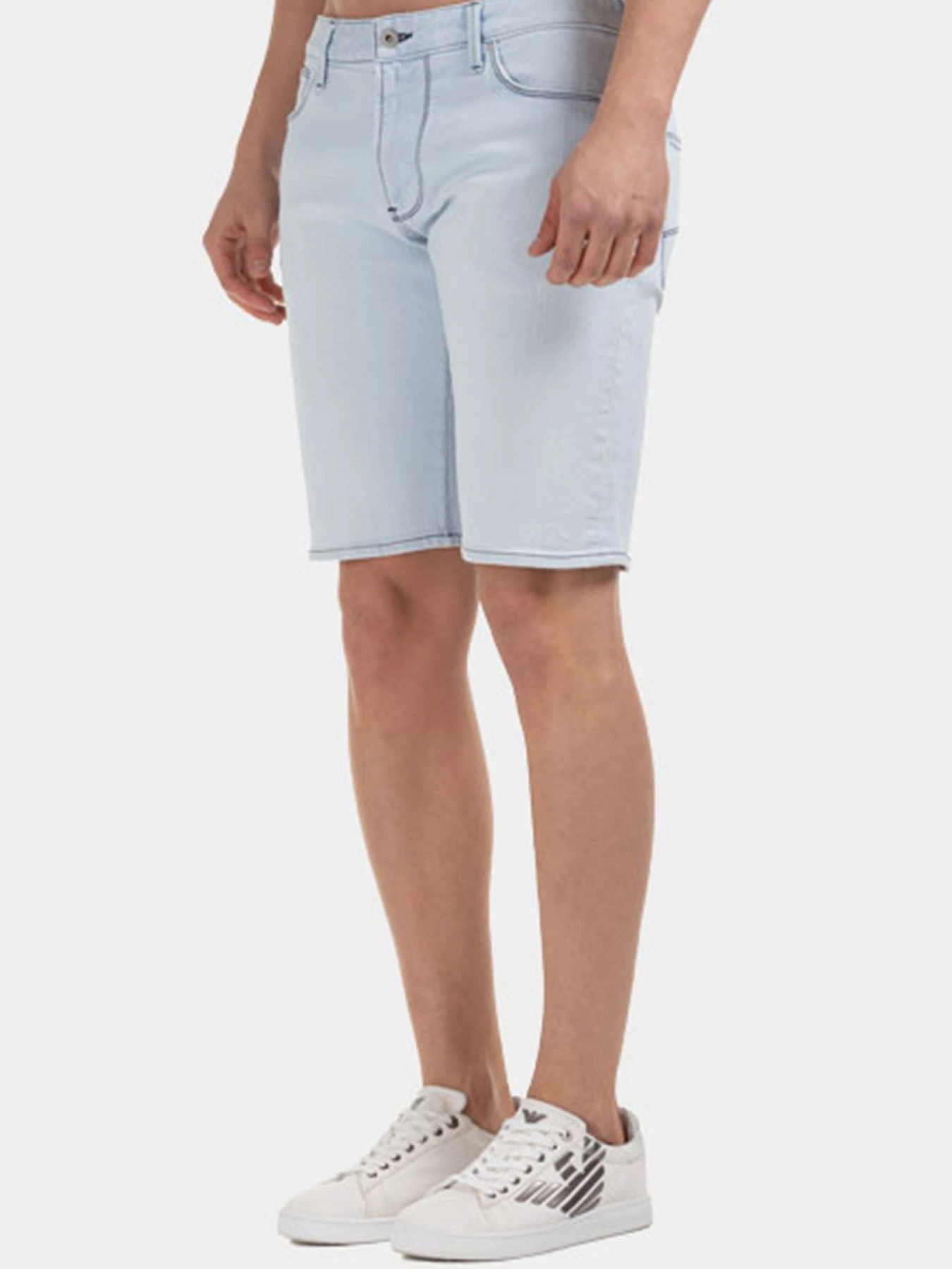Шорты Emporio Armani модель 3H1PA6-1D4DZ-0943 Шорты Emporio Armani модель 3H1PA6-1D4DZ-0943 Фото