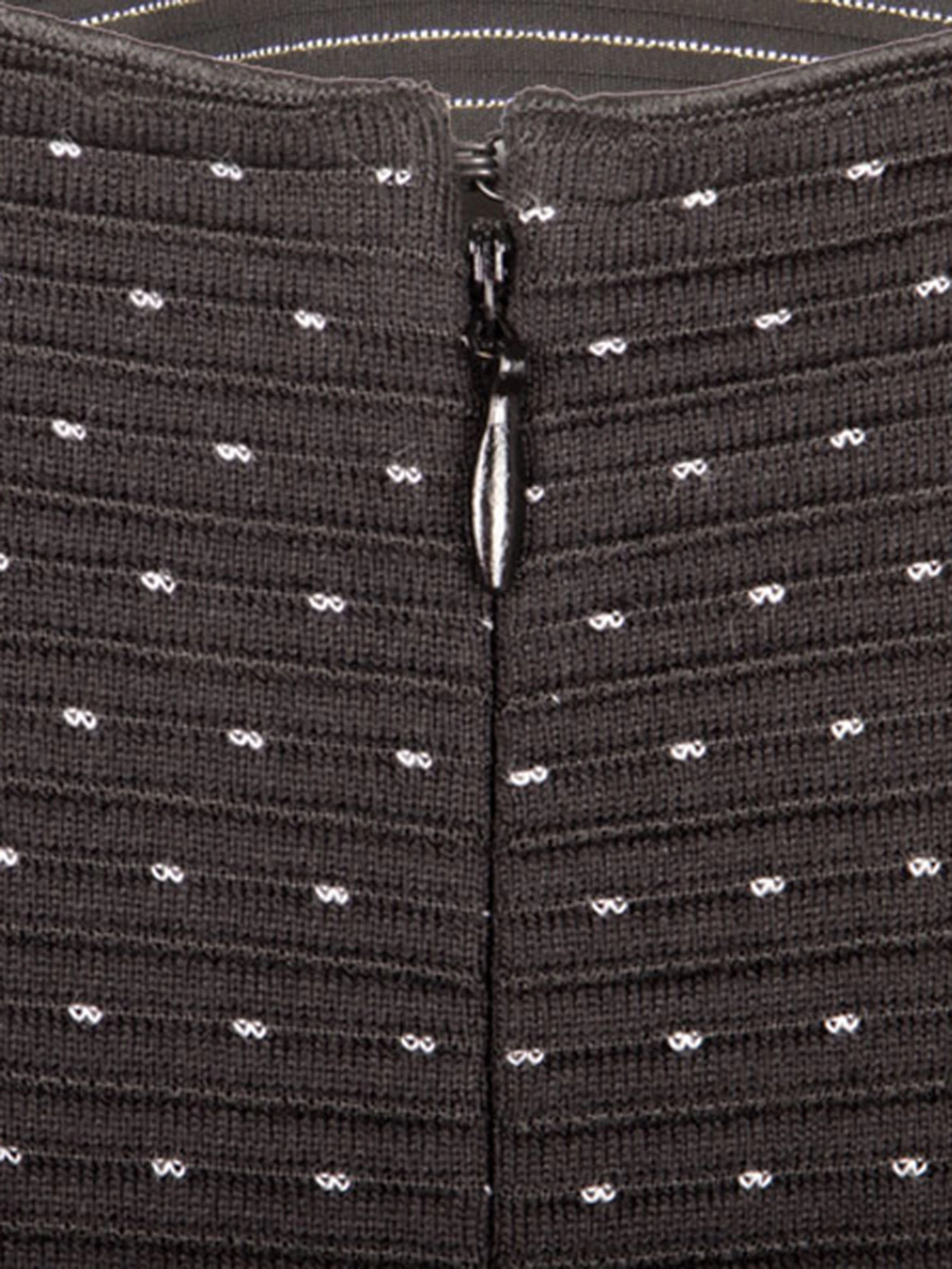 Платья Emporio Armani модель 3H2A8E-2J84Z-F002 Платья Emporio Armani модель 3H2A8E-2J84Z-F002 Фото