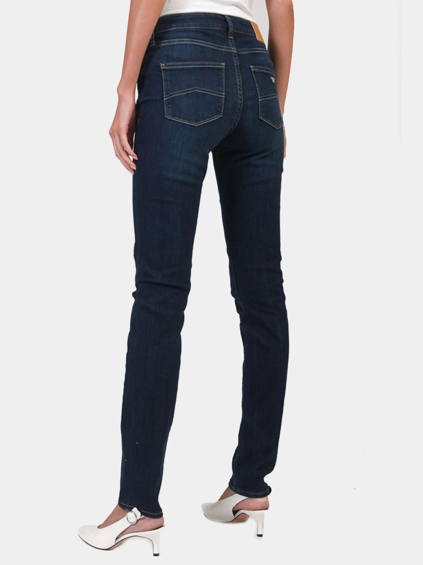 Джинсы Emporio Armani модель 3K2J18-2DE9Z-0941 Джинсы Emporio Armani модель 3K2J18-2DE9Z-0941 Фото