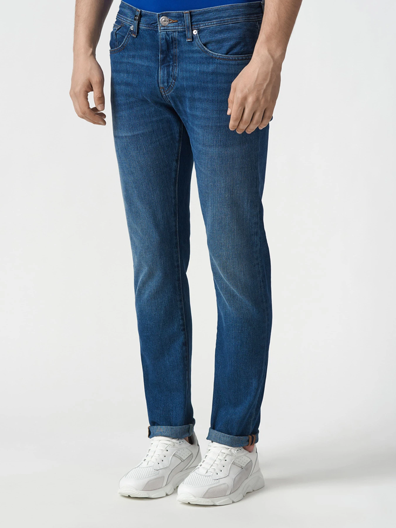 Джинсы Armani Exchange модель 3KZJ13-Z1FDZ-1500 Джинсы Armani Exchange модель 3KZJ13-Z1FDZ-1500 Фото