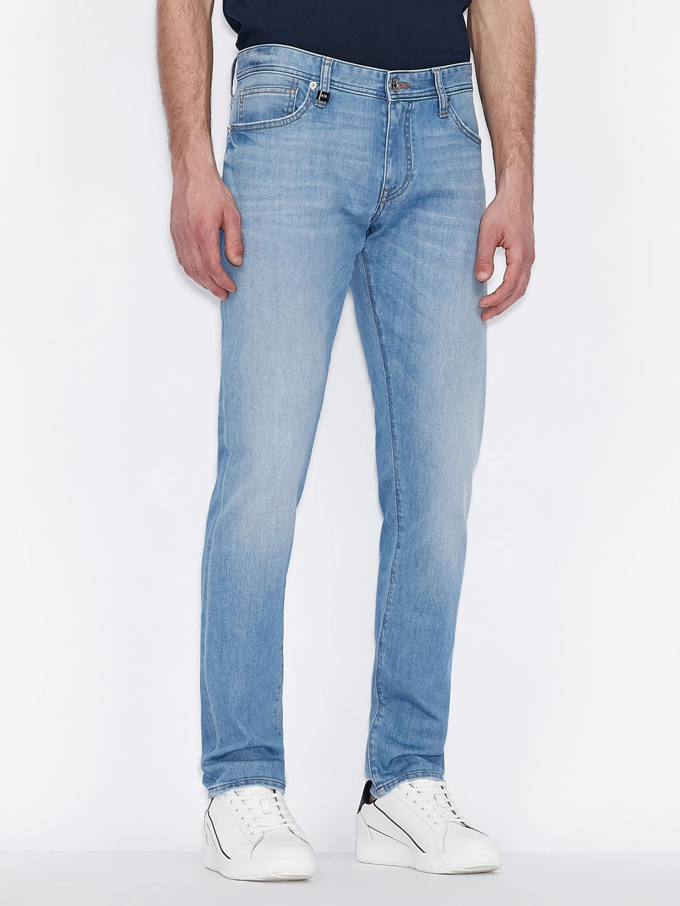 Джинсы Armani Exchange модель 3KZJ14-Z1L5Z-1500 Джинсы Armani Exchange модель 3KZJ14-Z1L5Z-1500 Фото