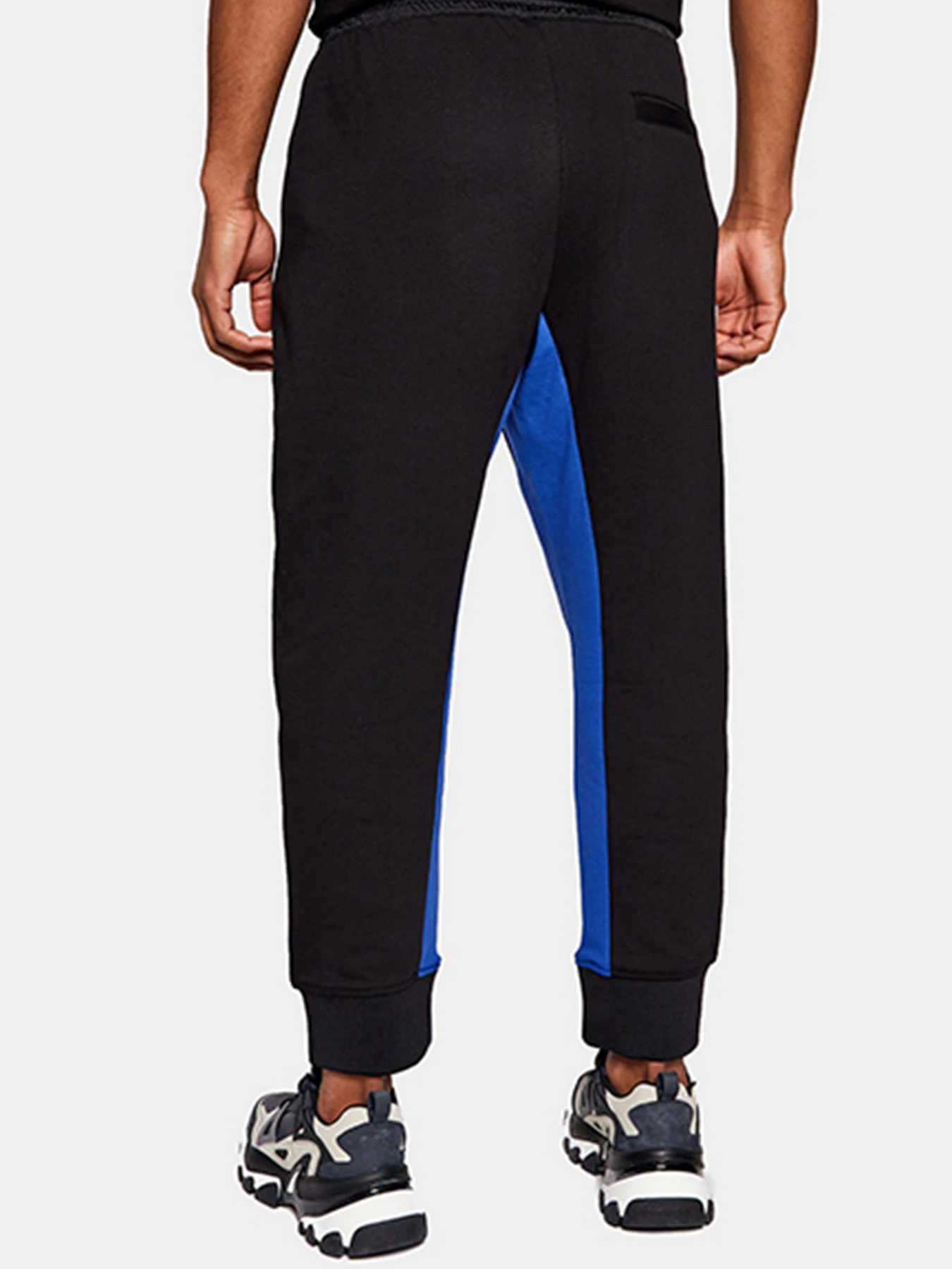 Брюки Armani Exchange модель 3KZPLD-ZJ1ZZ-6213 Брюки Armani Exchange модель 3KZPLD-ZJ1ZZ-6213 Фото