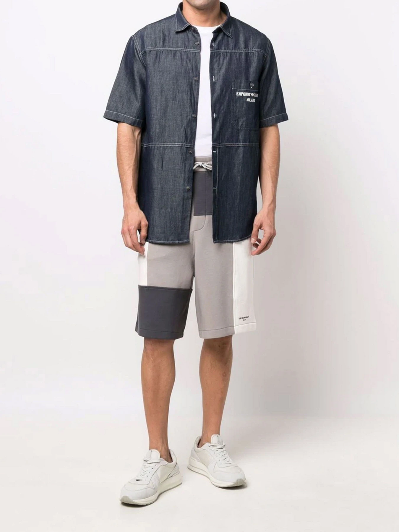 Рубашки Emporio Armani модель 3L1C77-1D1KZ-0941 Рубашки Emporio Armani модель 3L1C77-1D1KZ-0941 Фото