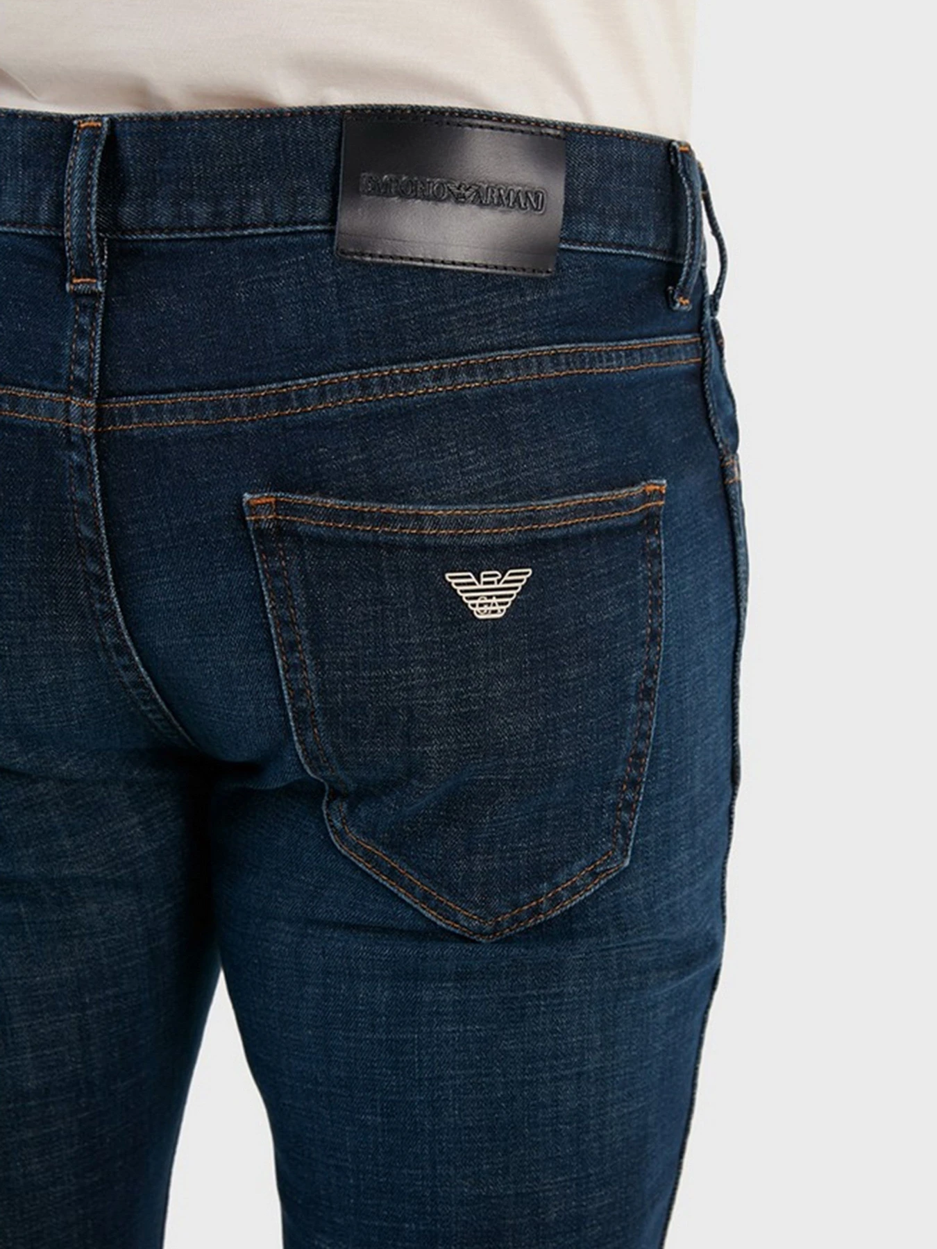 Джинсы Emporio Armani модель 3L1J16-1D2PZ-0942 Джинсы Emporio Armani модель 3L1J16-1D2PZ-0942 Фото