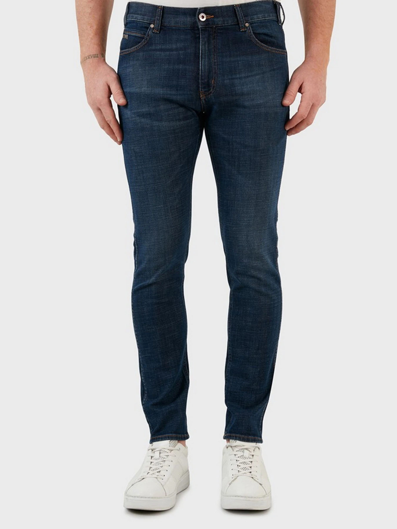 Джинсы Emporio Armani модель 3L1J16-1D2PZ-0942 Джинсы Emporio Armani модель 3L1J16-1D2PZ-0942 Фото