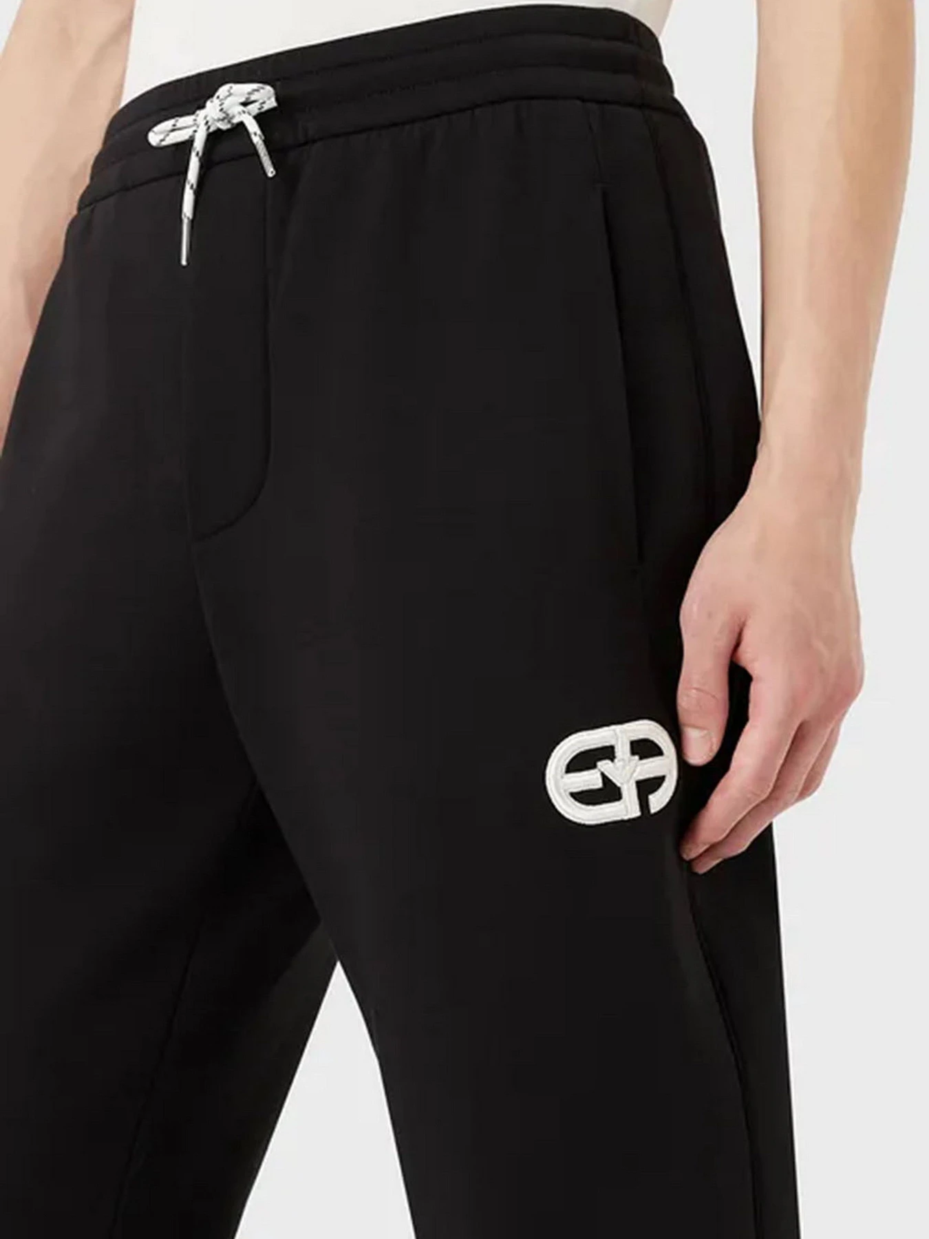 Брюки Emporio Armani модель 3L1PFV-1JHSZ-0999 Брюки Emporio Armani модель 3L1PFV-1JHSZ-0999 Фото