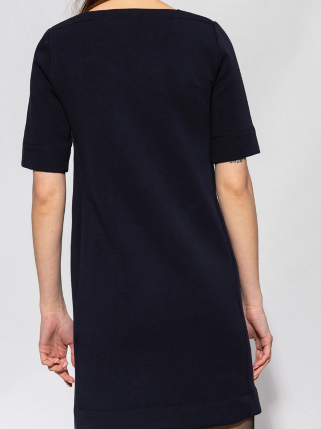 Платья Emporio Armani модель 3L2A6B-1JHSZ-0926 Платья Emporio Armani модель 3L2A6B-1JHSZ-0926 Фото