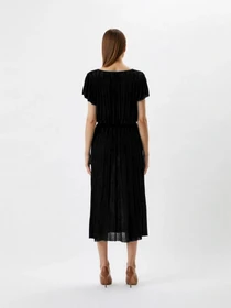 Платья Emporio Armani модель 3L2AT5-2M03Z-0999 Фото